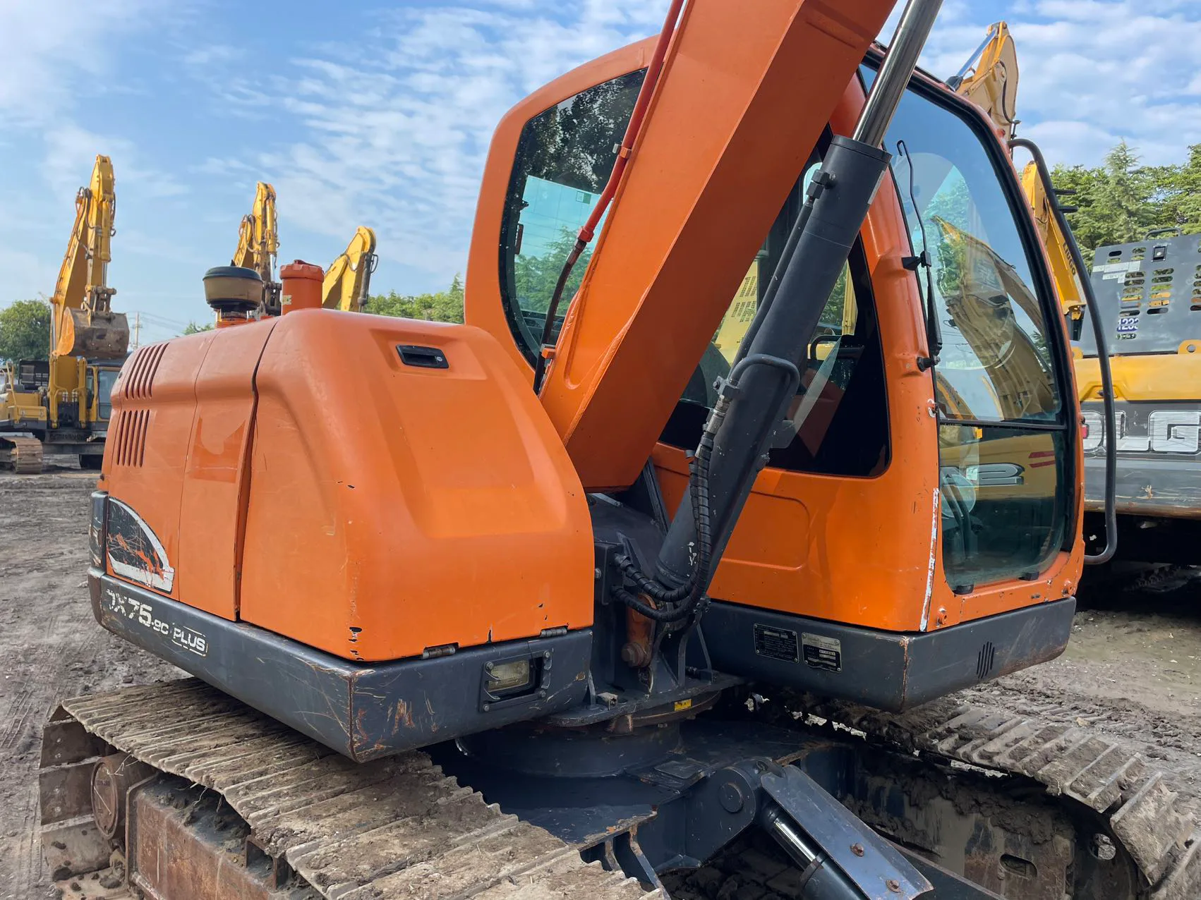 2020 used Doosan 75-9C Plus excavator - view 2