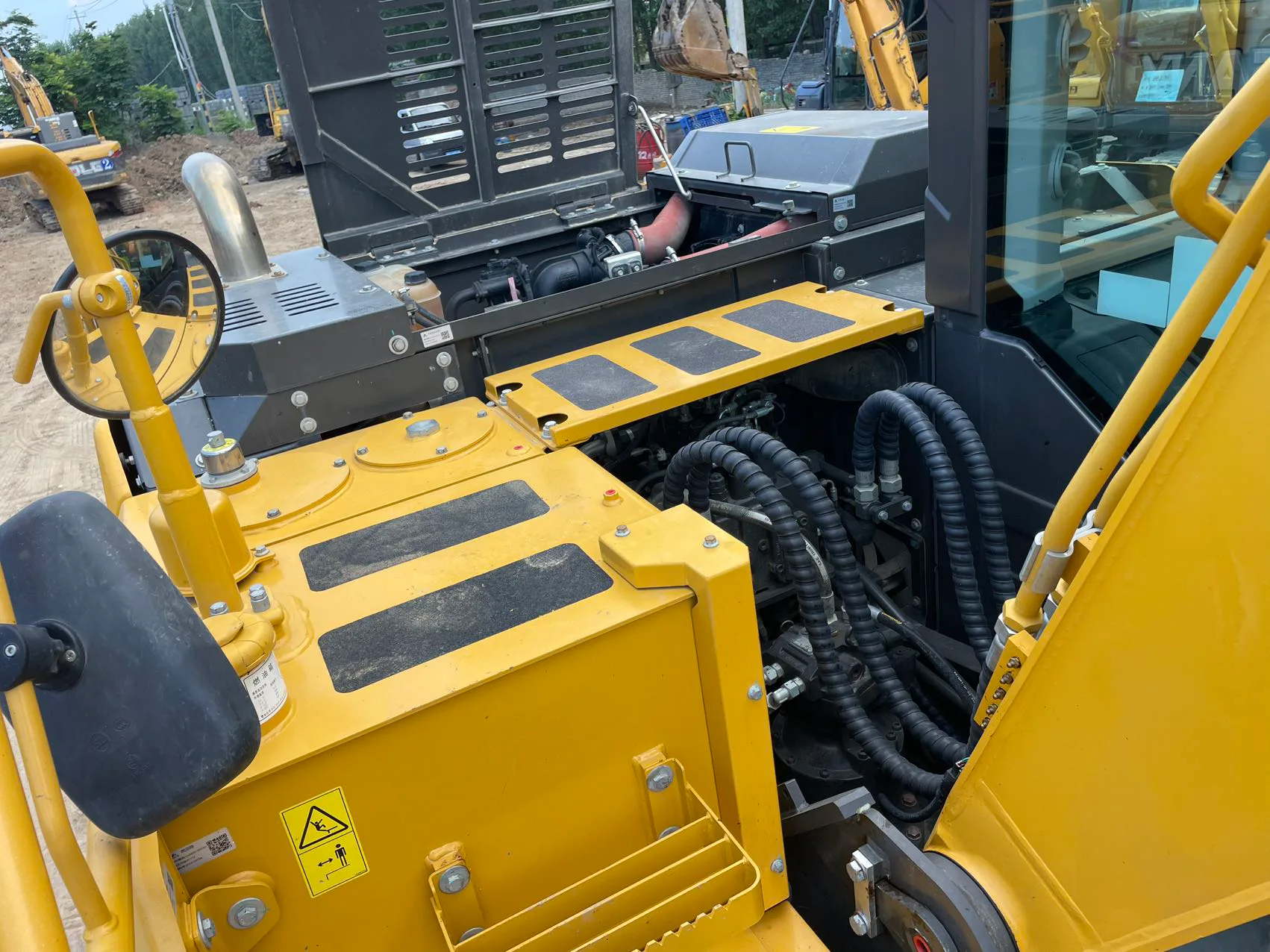 2020 used SDLG E6135H excavator - view 12