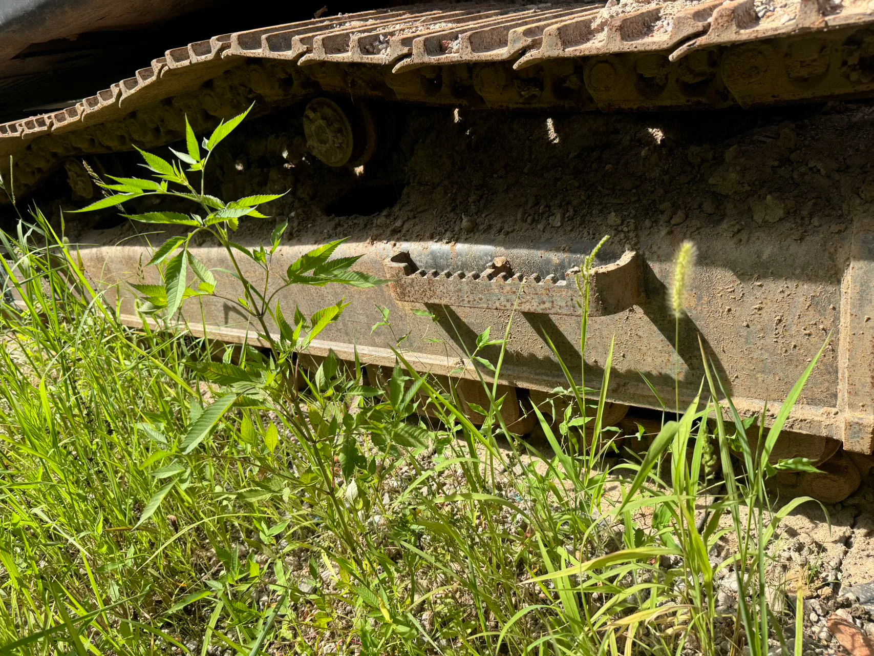 2021 used SDLG E6250F excavator - view 2