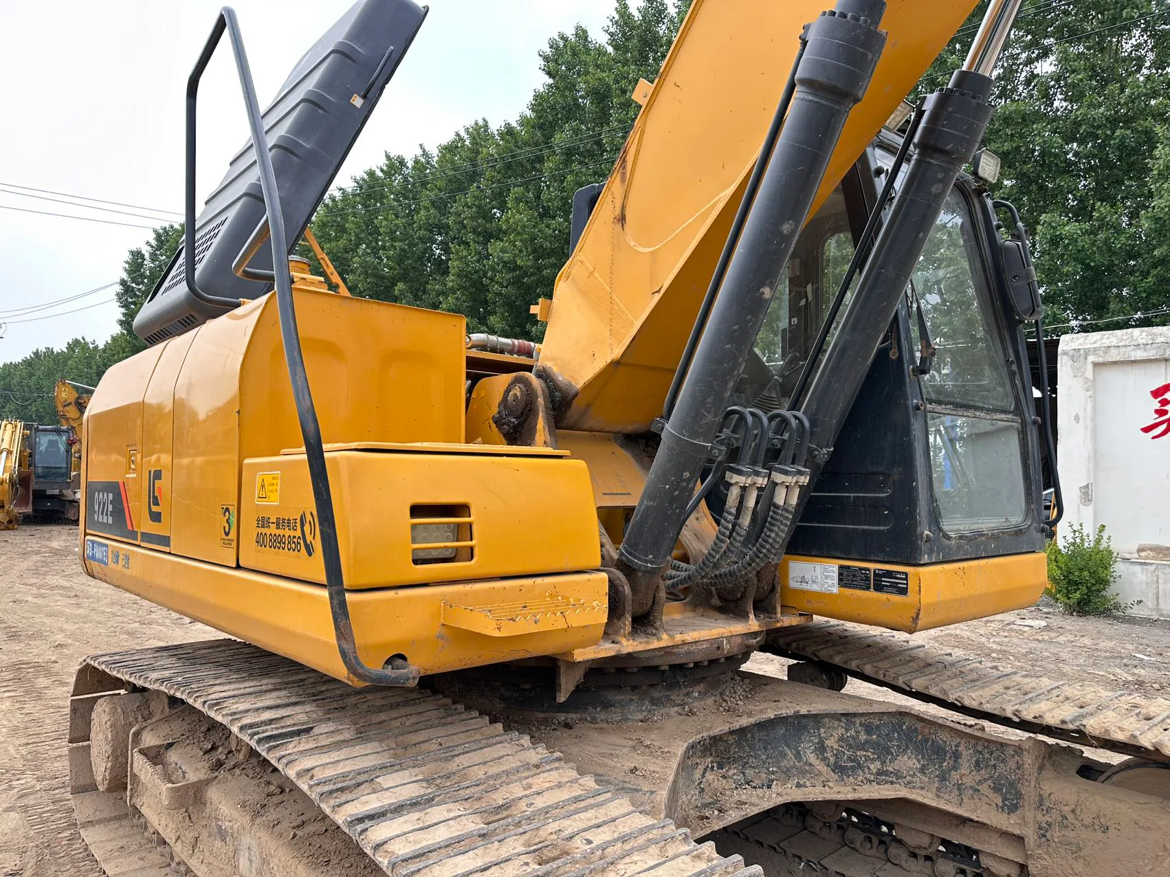 2021 used LiuGong 922E excavator - view 5