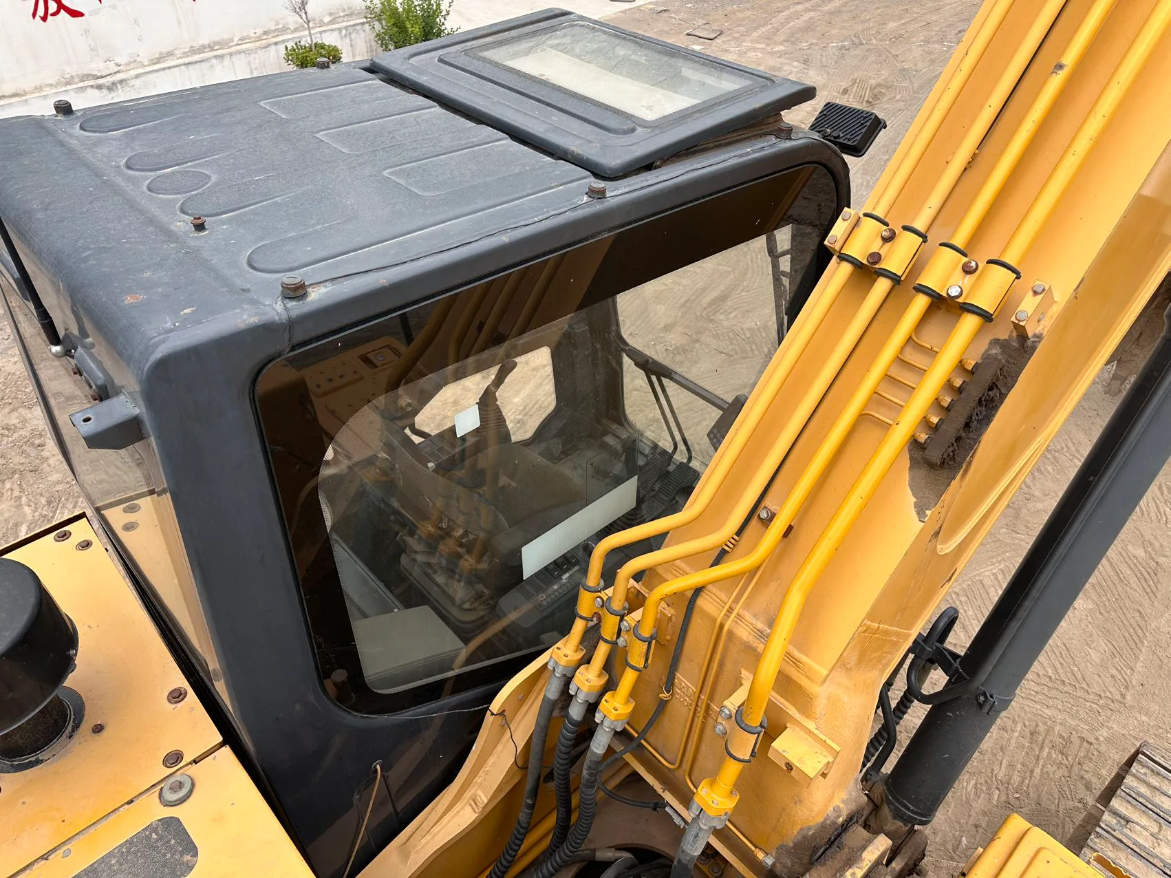 2021 used LiuGong 922E excavator - view 13