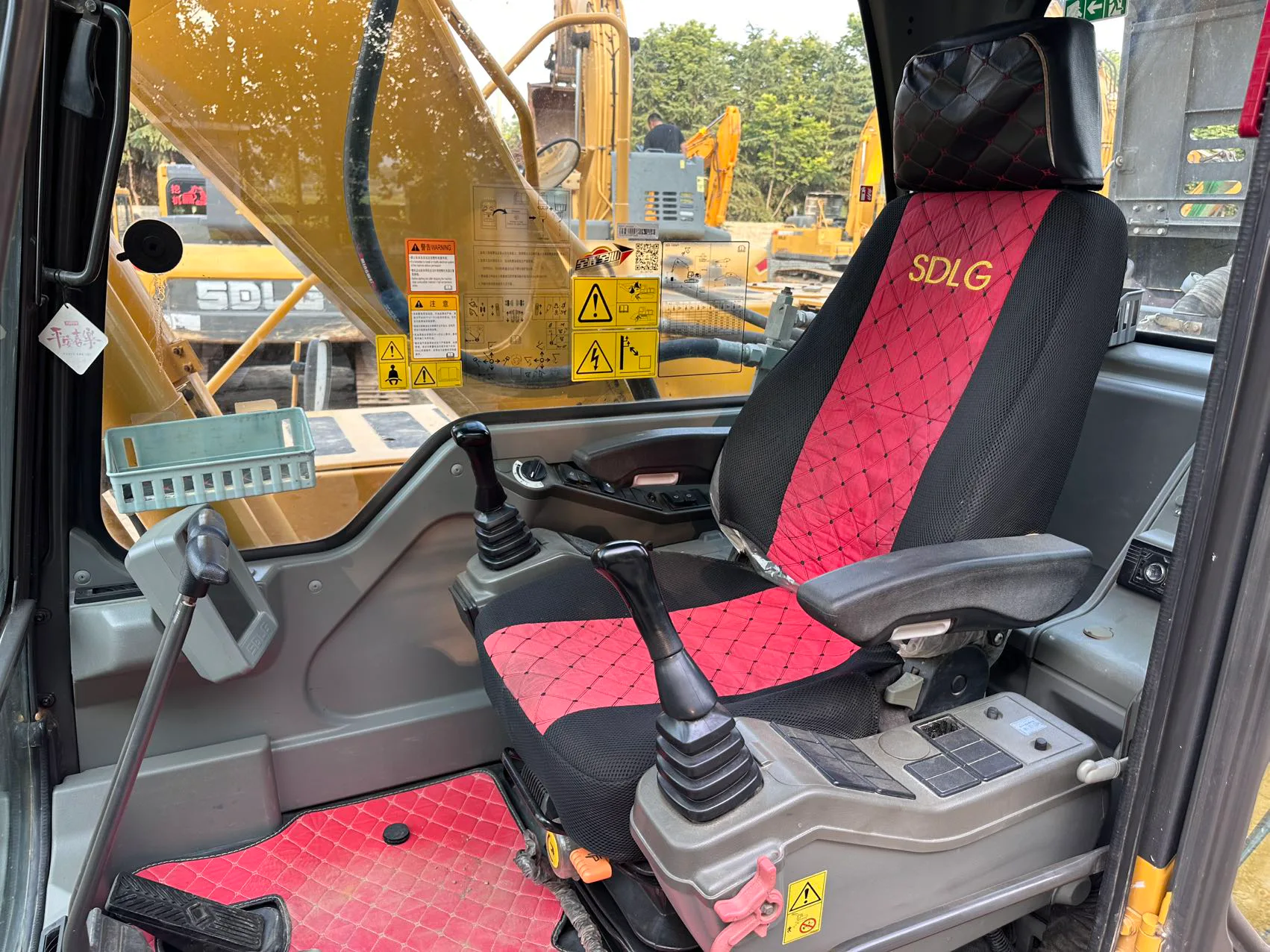 2022 used SDLG E6245F excavator - view 13