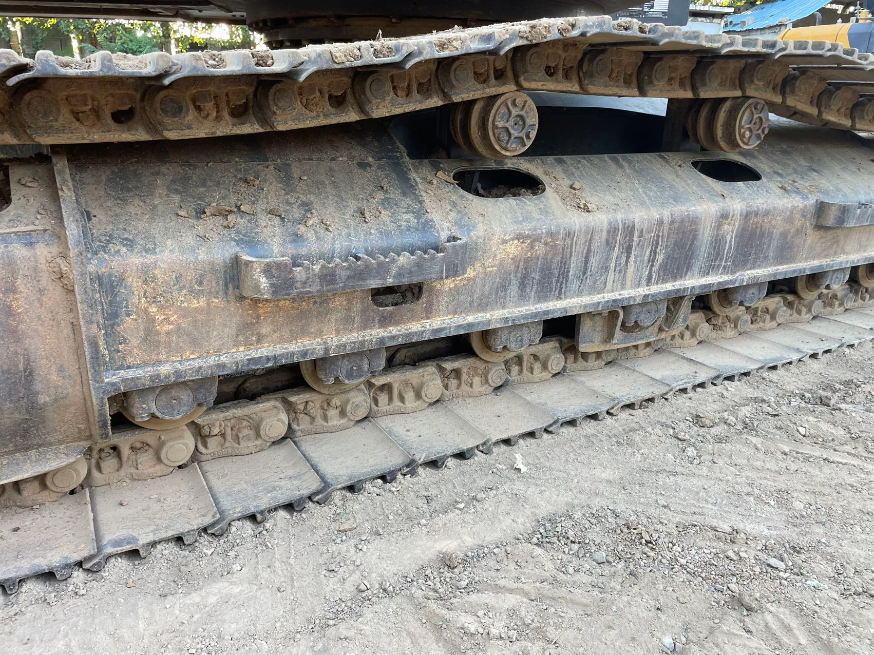 2022 used SDLG 210 excavator - view 8