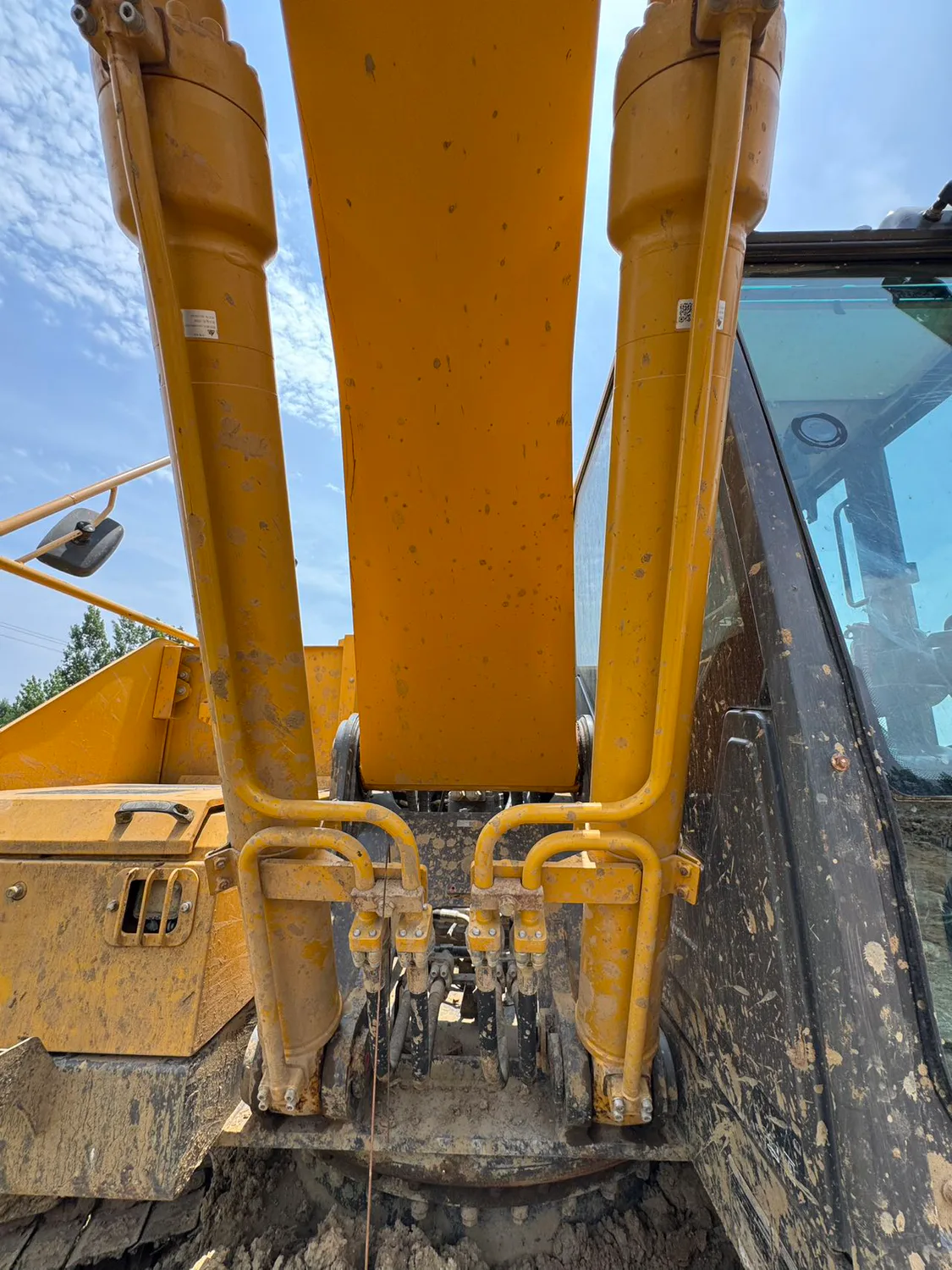 2023 used SDLG 205 excavator - view 15