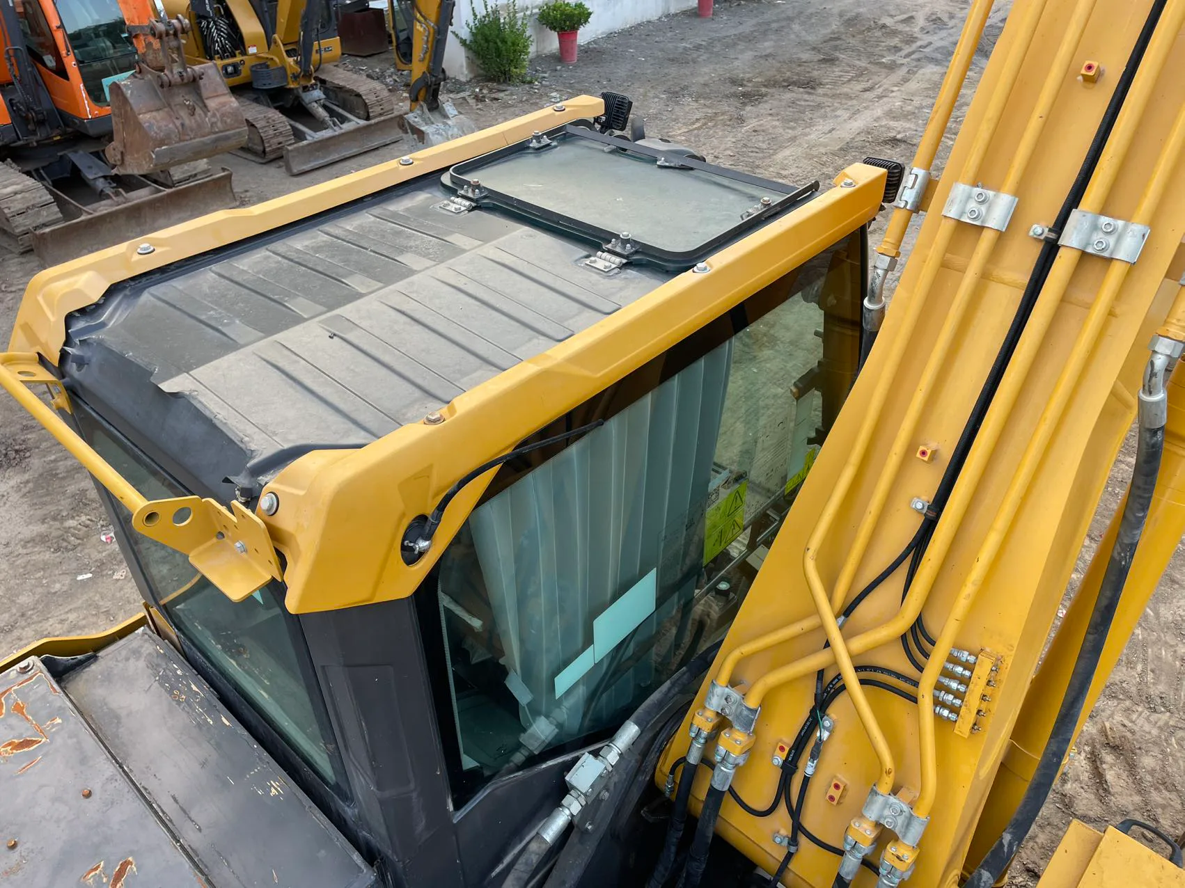 2023 used SDLG 205 excavator - view 10