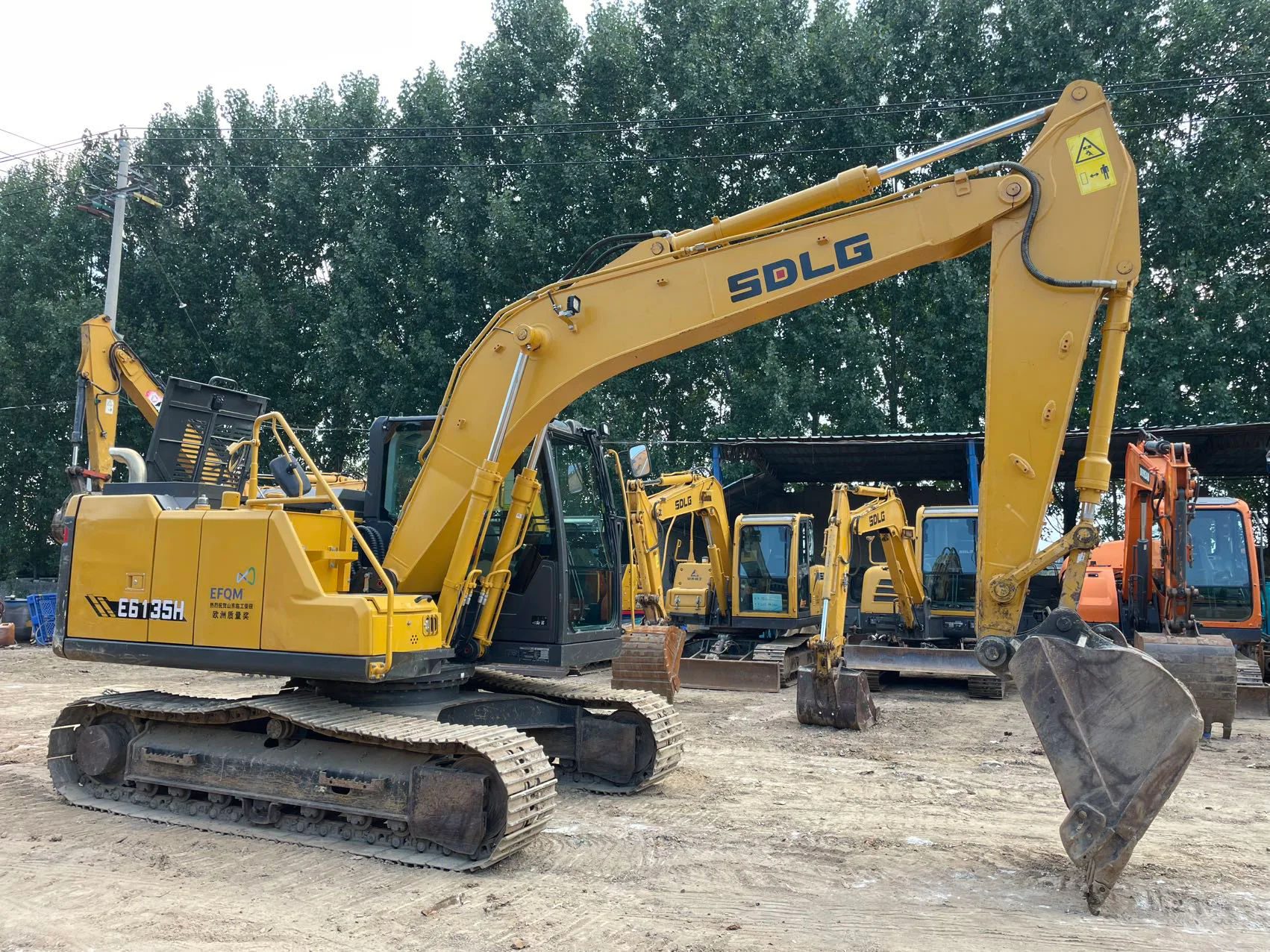 2024 used SDLG 135H excavator - view 3