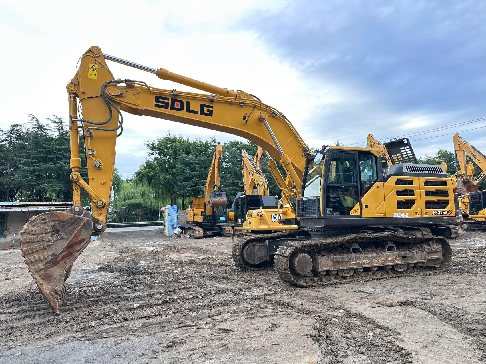 2024 used SDLG E6375H excavator - view 1