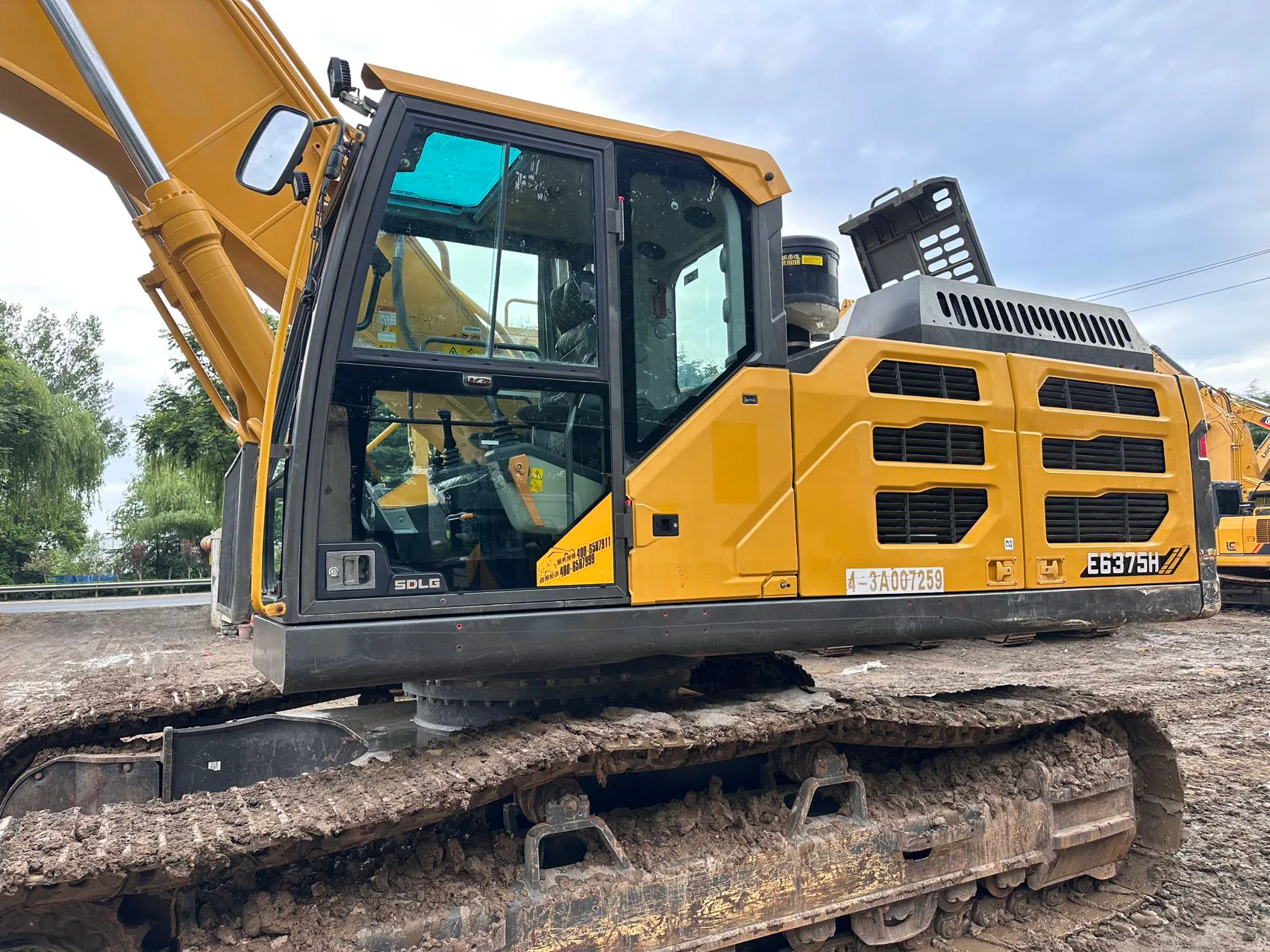 2024 used SDLG E6375H excavator - view 2