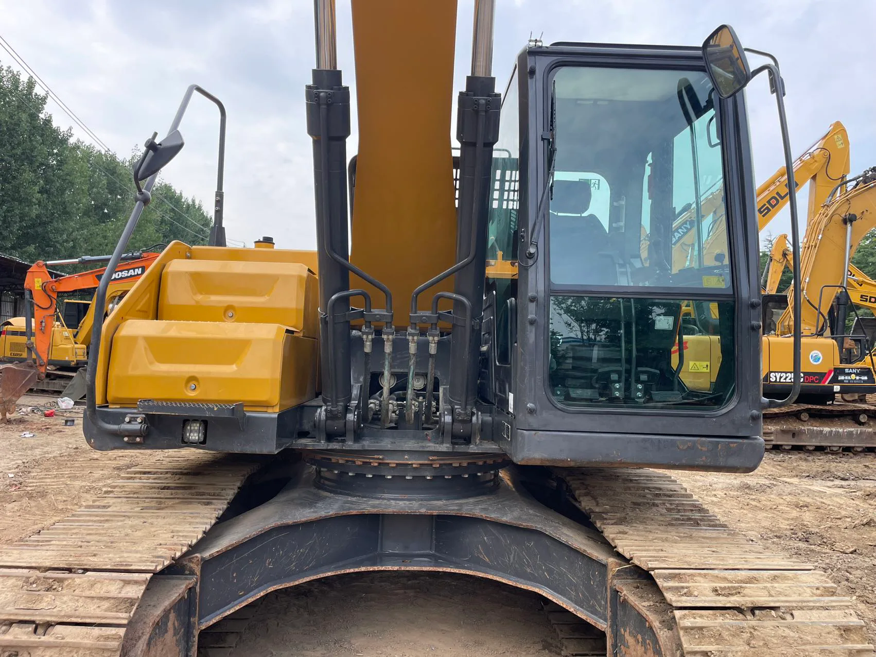 2024 used XCMG XE205GA excavator - view 4
