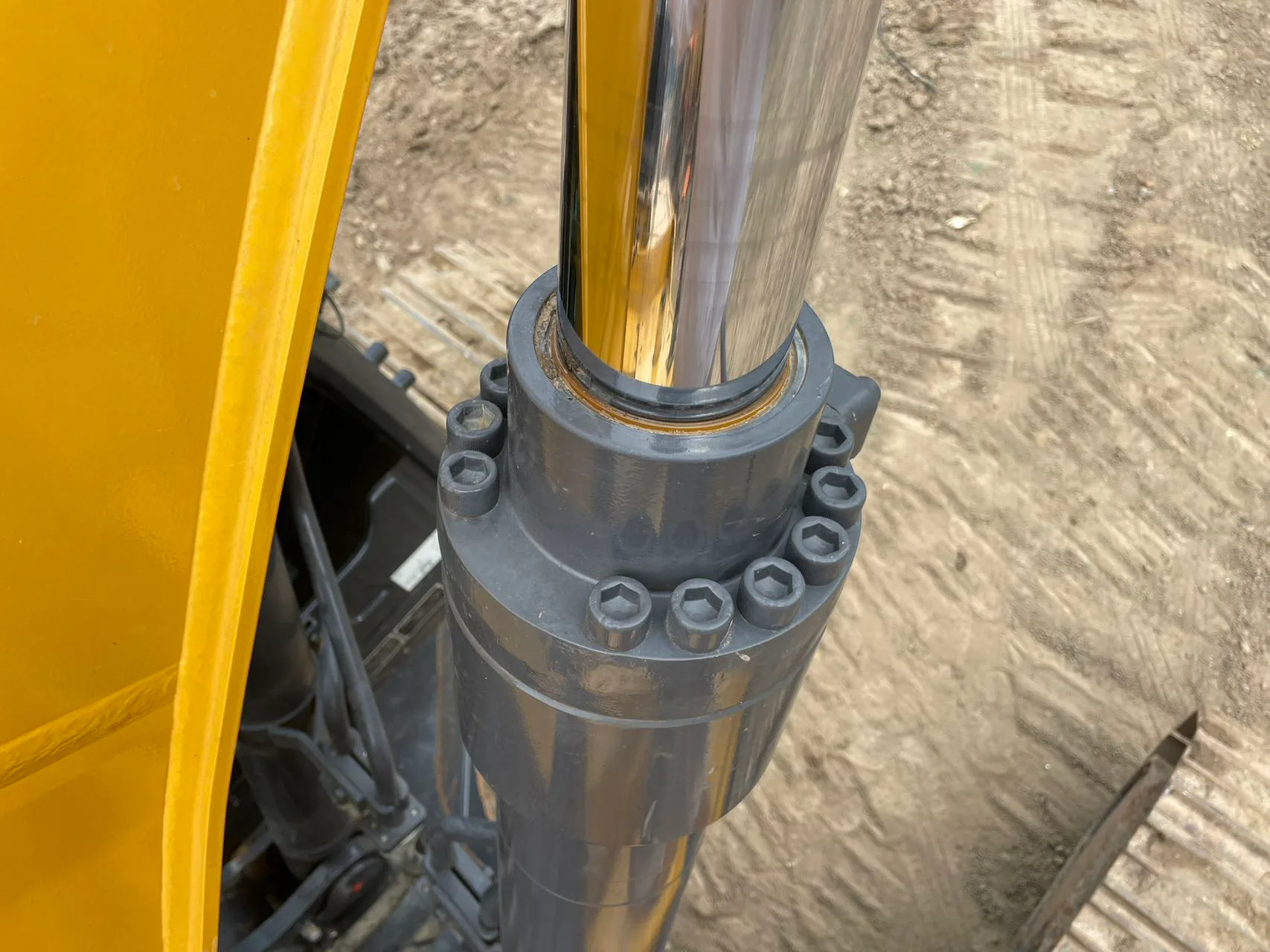 2024 used XCMG XE205GA excavator - view 12