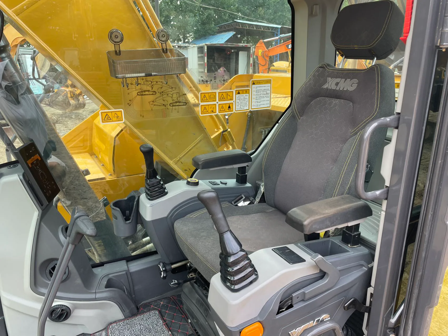 2024 used XCMG XE205GA excavator - view 14