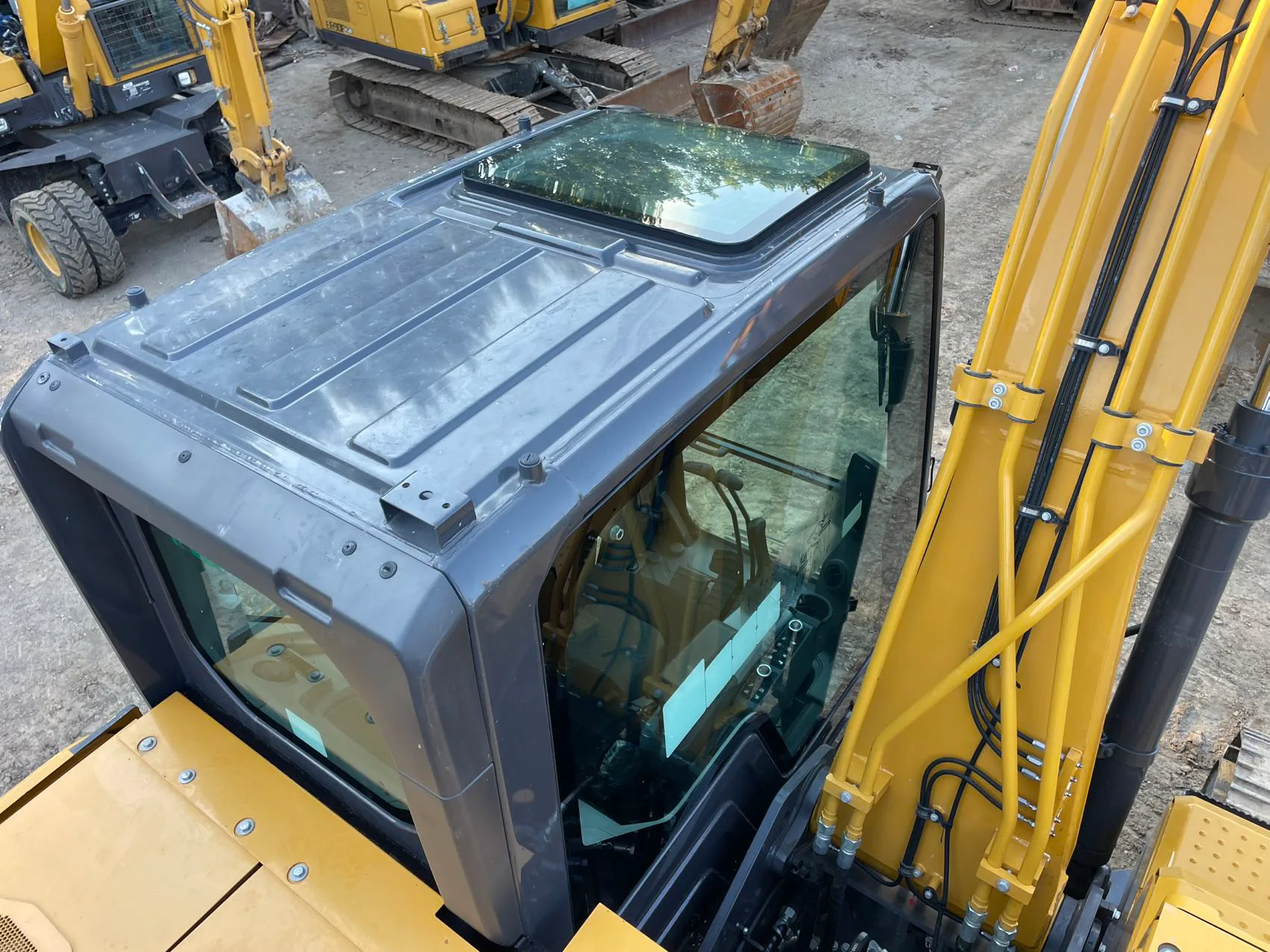 2025 used XCMG 135 excavator - view 12