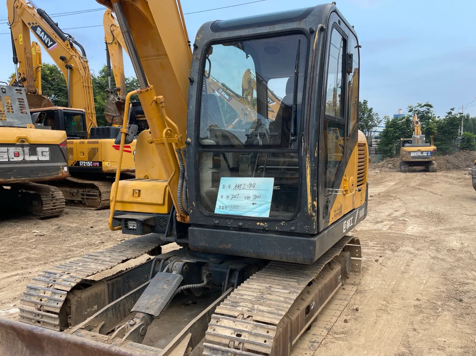 2017 used LiuGong 80 excavator - view 5