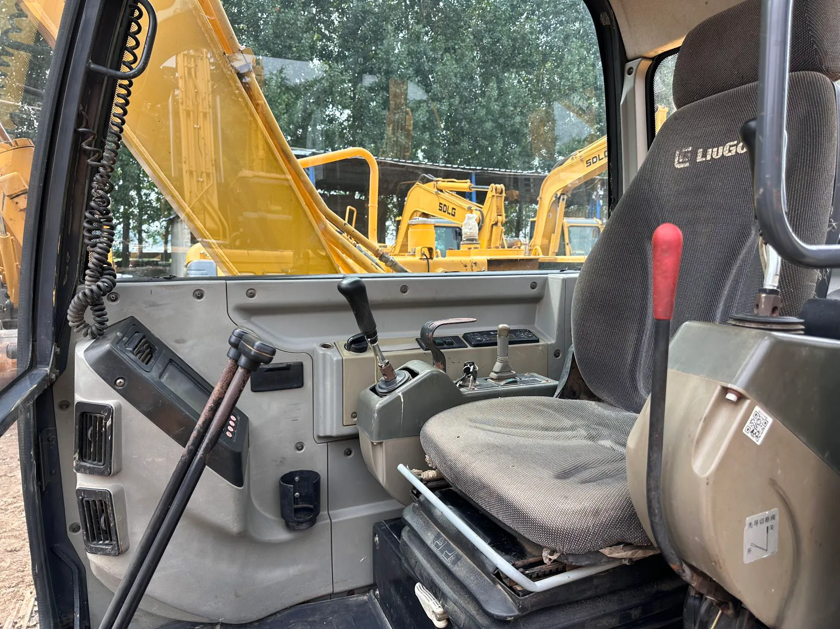 2017 used LiuGong 80 excavator - view 13