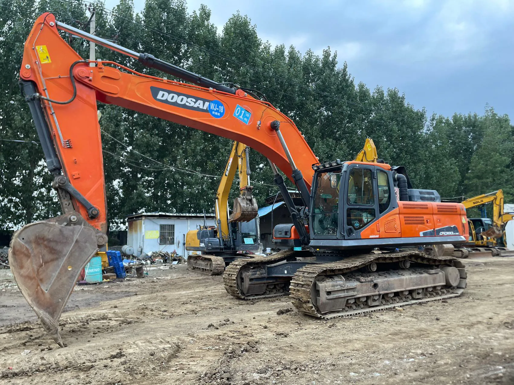 2018 used Doosan 380 excavator - view 1