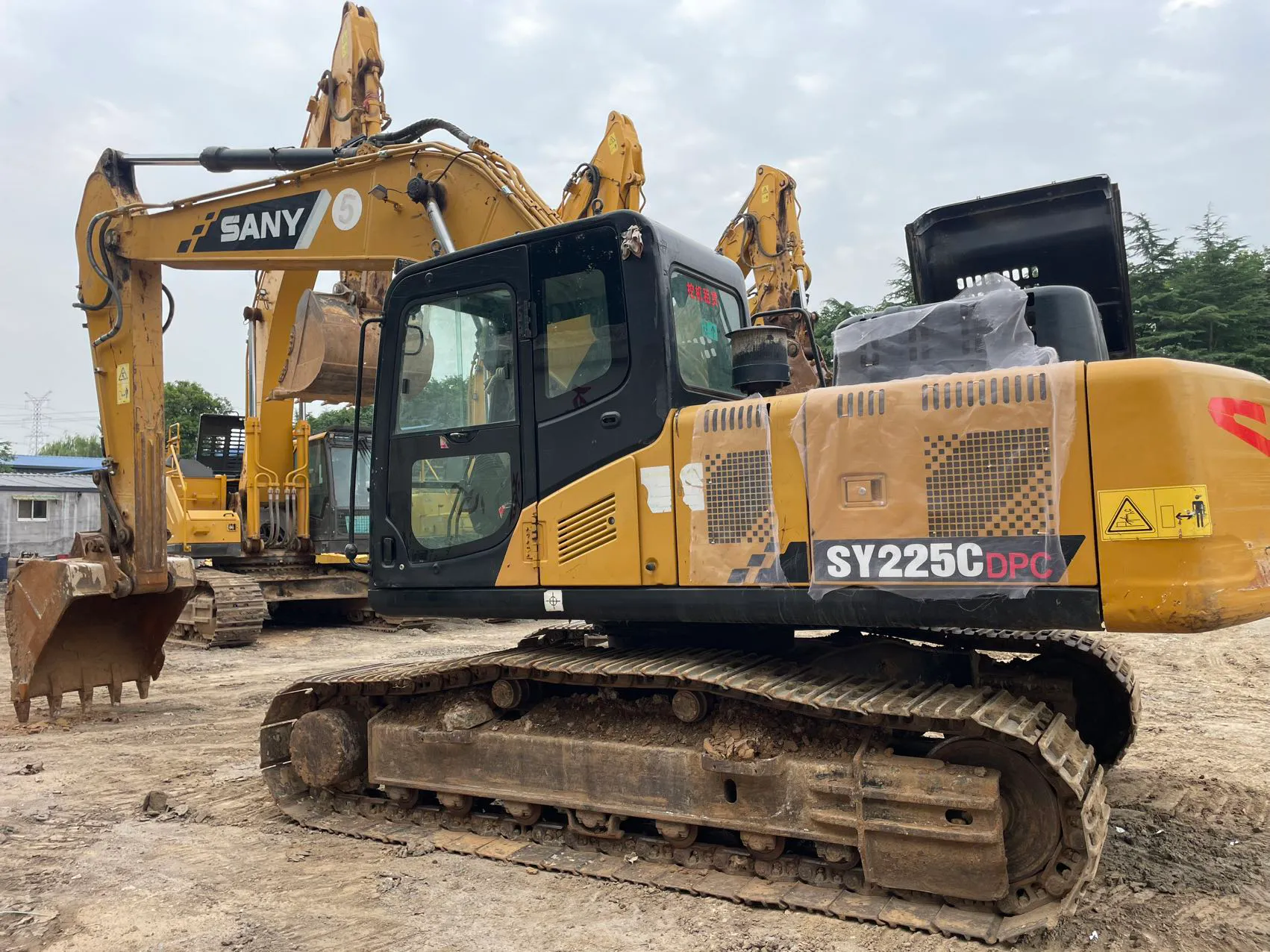 2018 used SANY 205 excavator - view 2