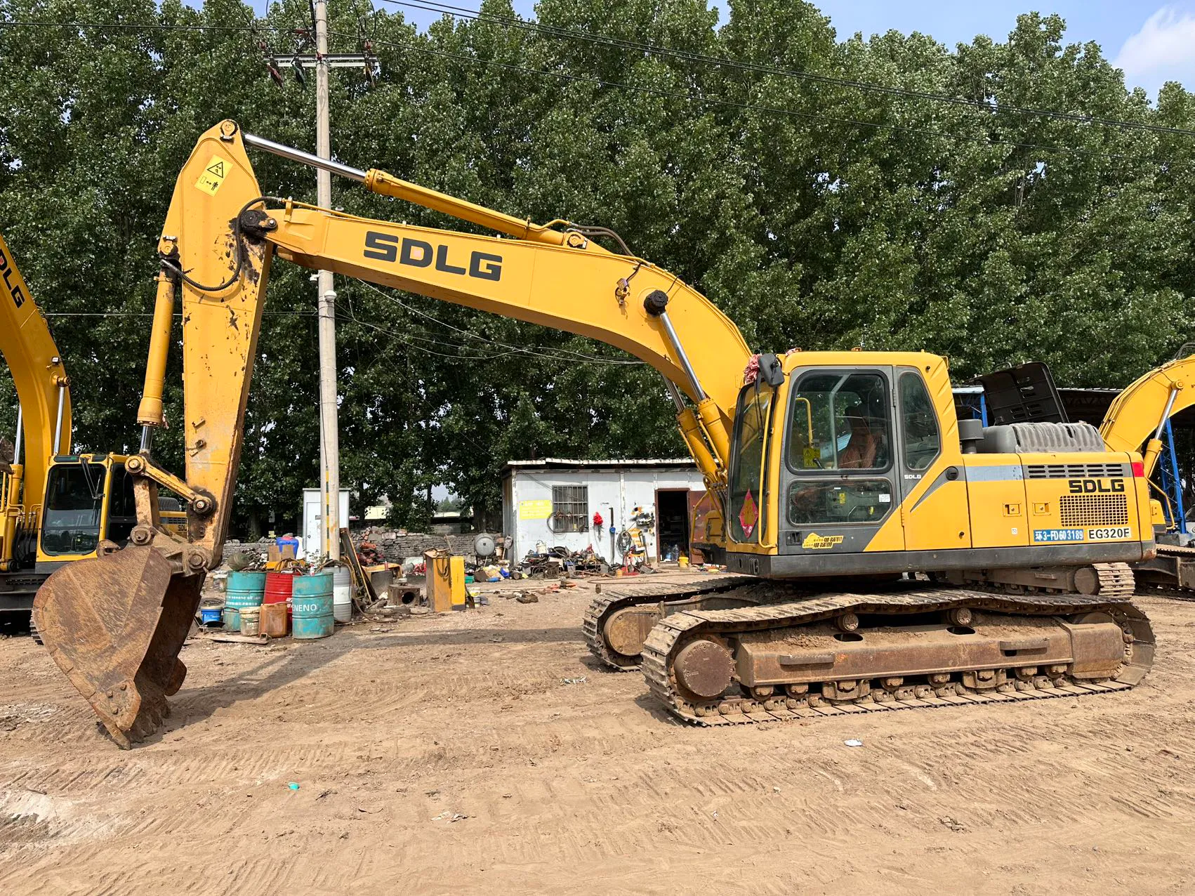 2019 used SDLG 225 excavator - view 6