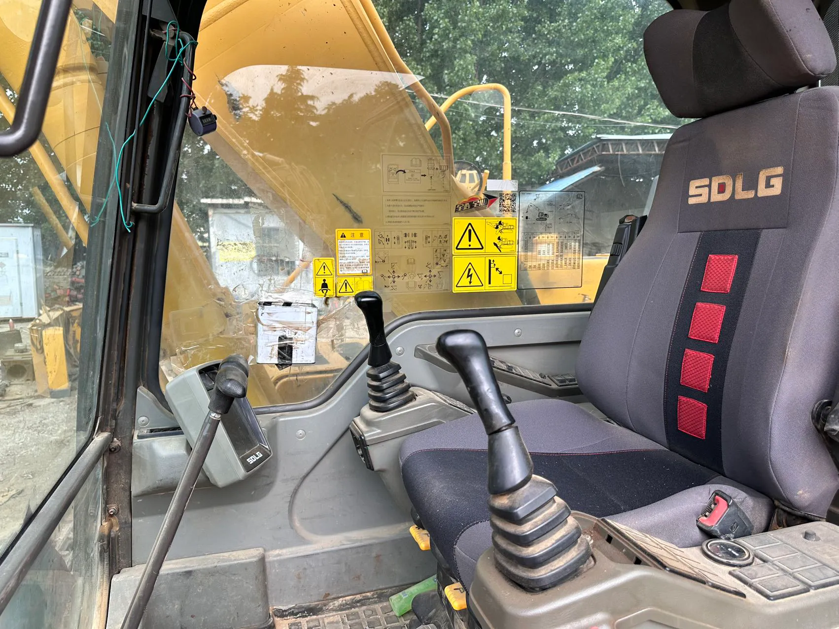 2019 used SDLG 225 excavator - view 16