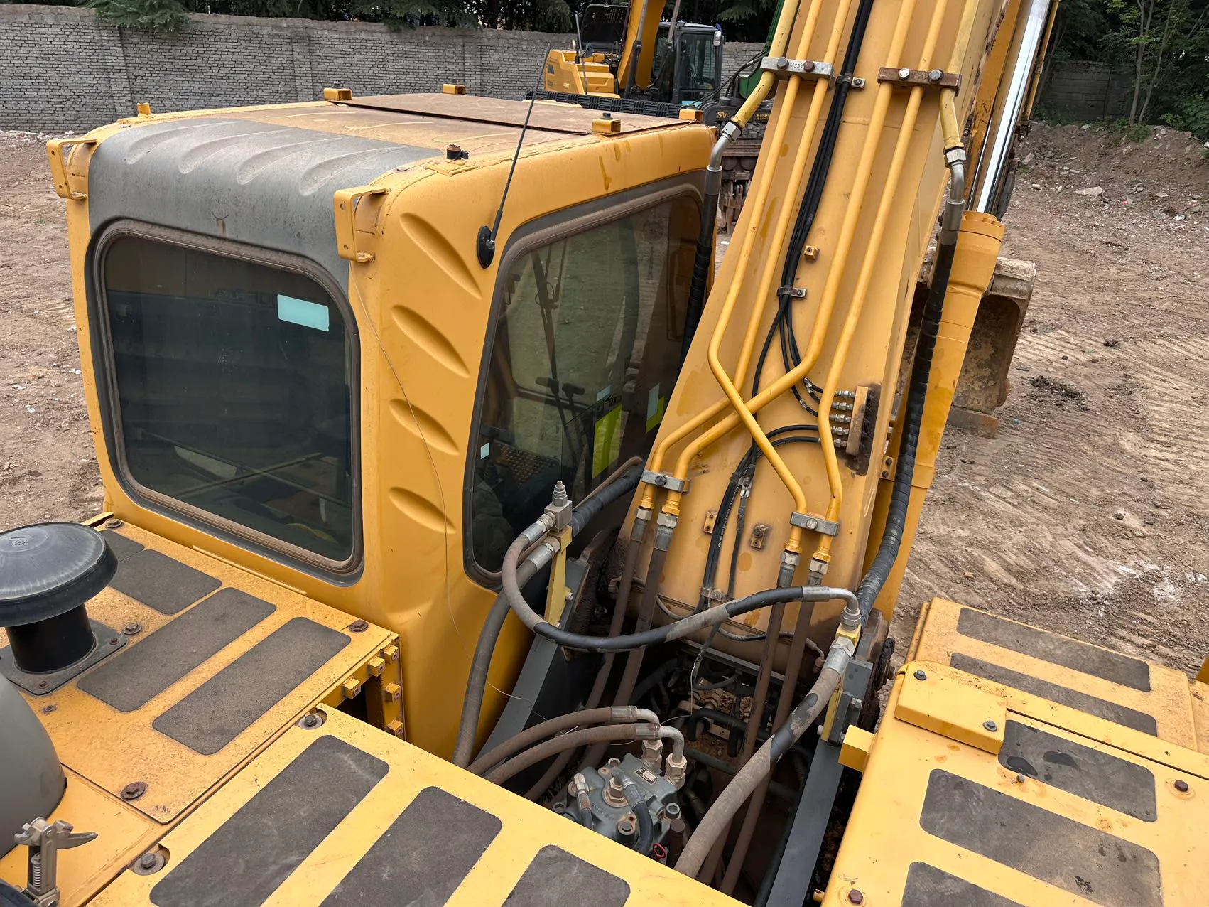 2019 used SDLG 210 excavator - view 11