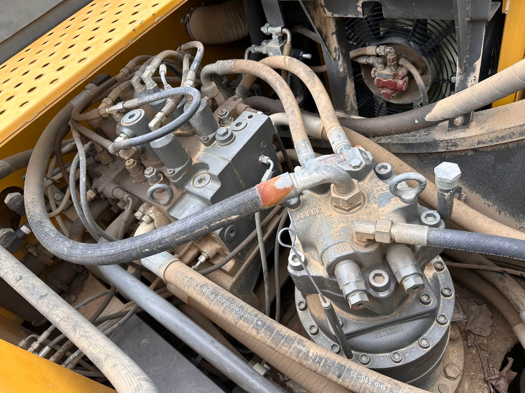 2019 used SDLG 400 excavator - view 9