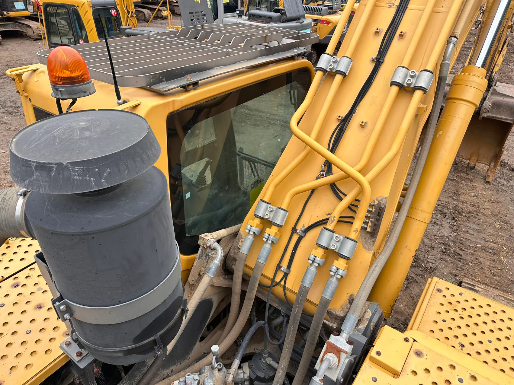 2019 used SDLG 400 excavator - view 12