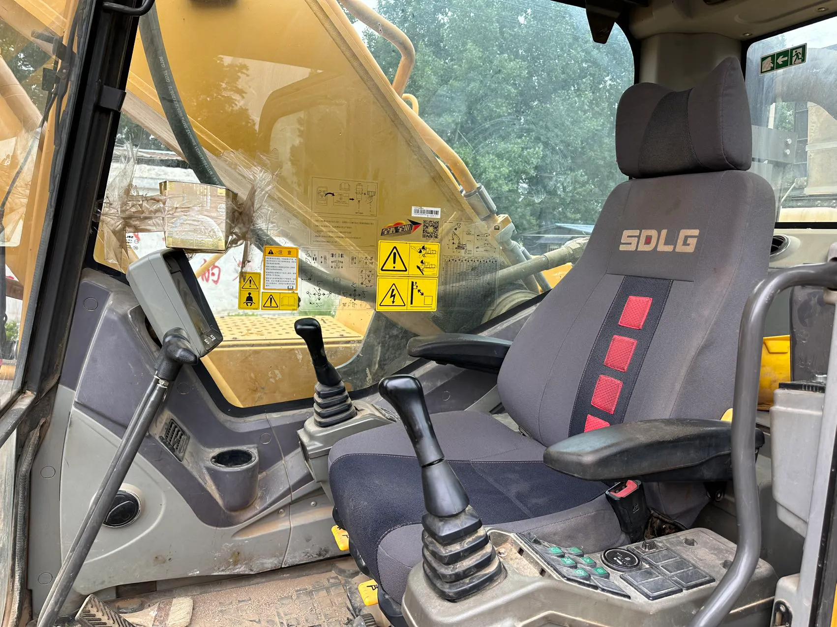 2019 used SDLG 400 excavator - view 15