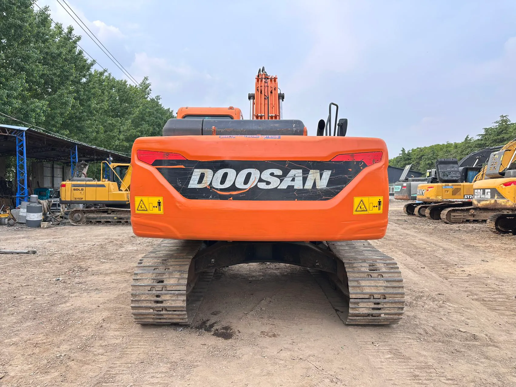 2020 used Doosan 220 excavator - view 5