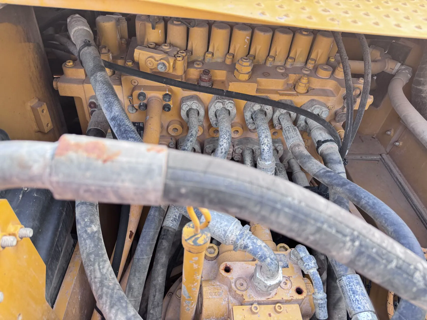 2020 used Caterpillar 320 excavator - view 8