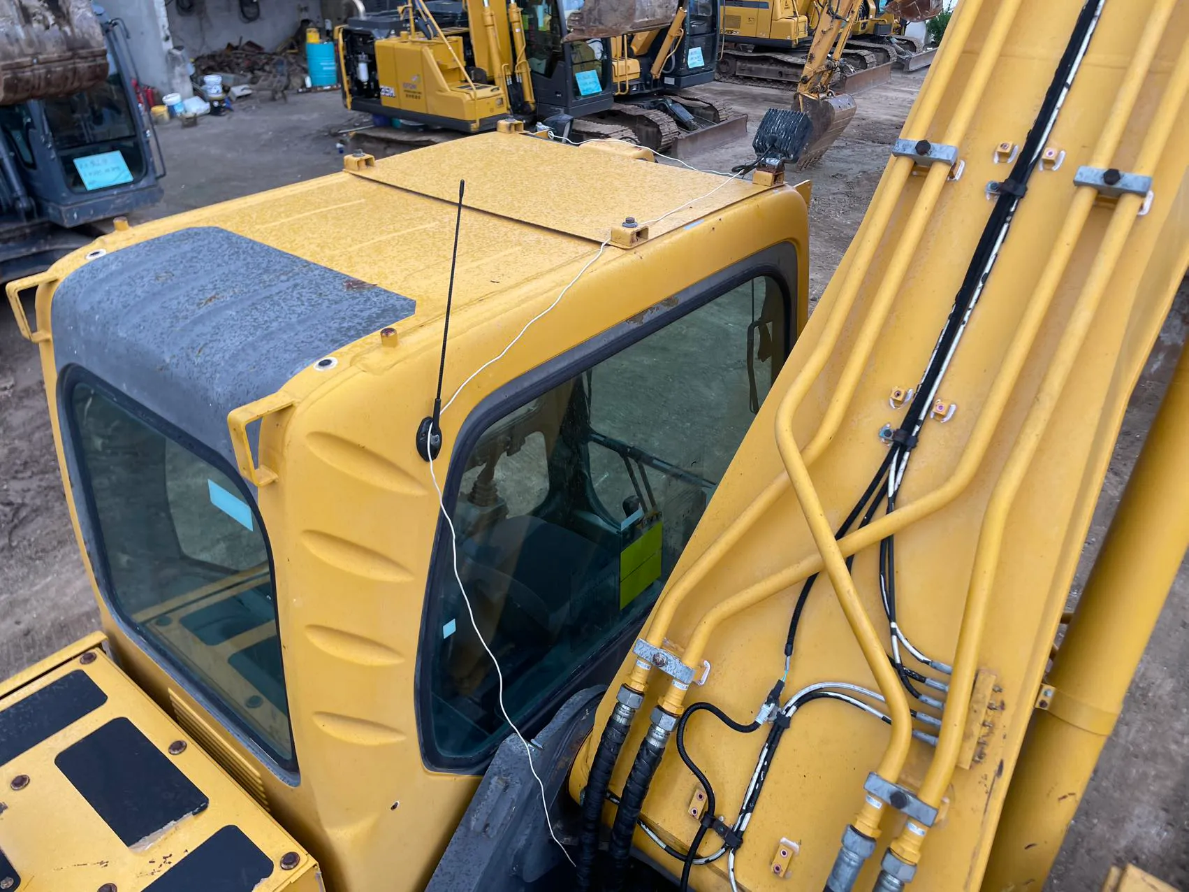 2020 used SDLG 300 excavator - view 11