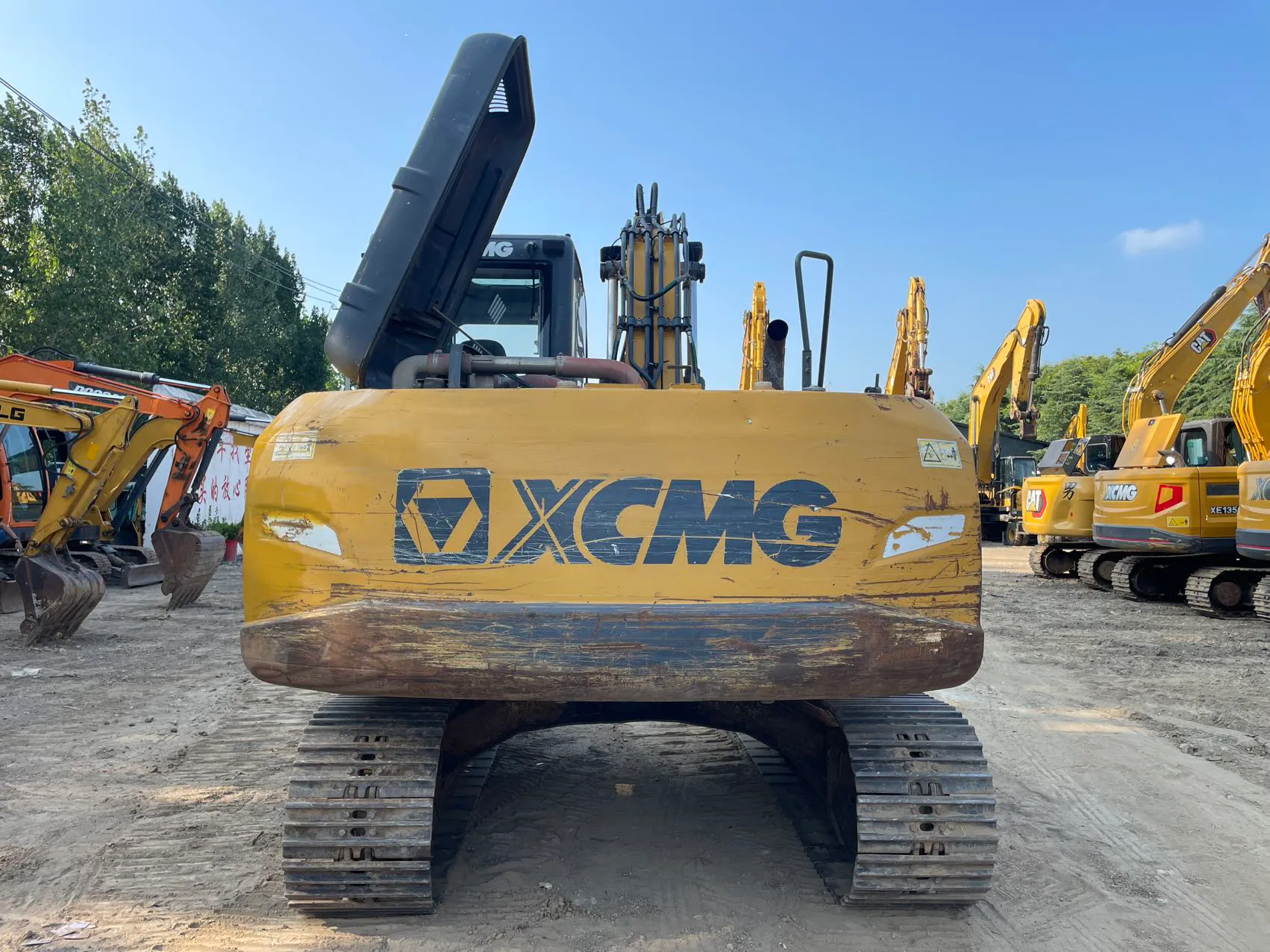 2020 used XCMG 135 excavator - view 3