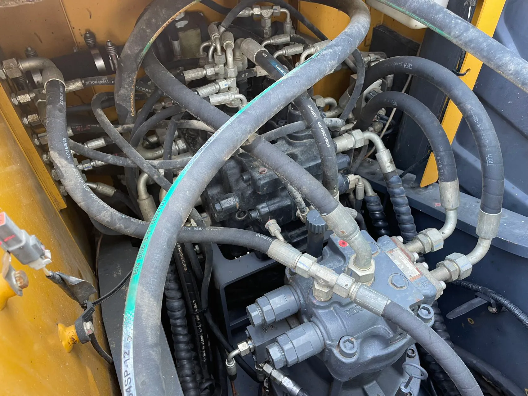 2020 used XCMG 135 excavator - view 8