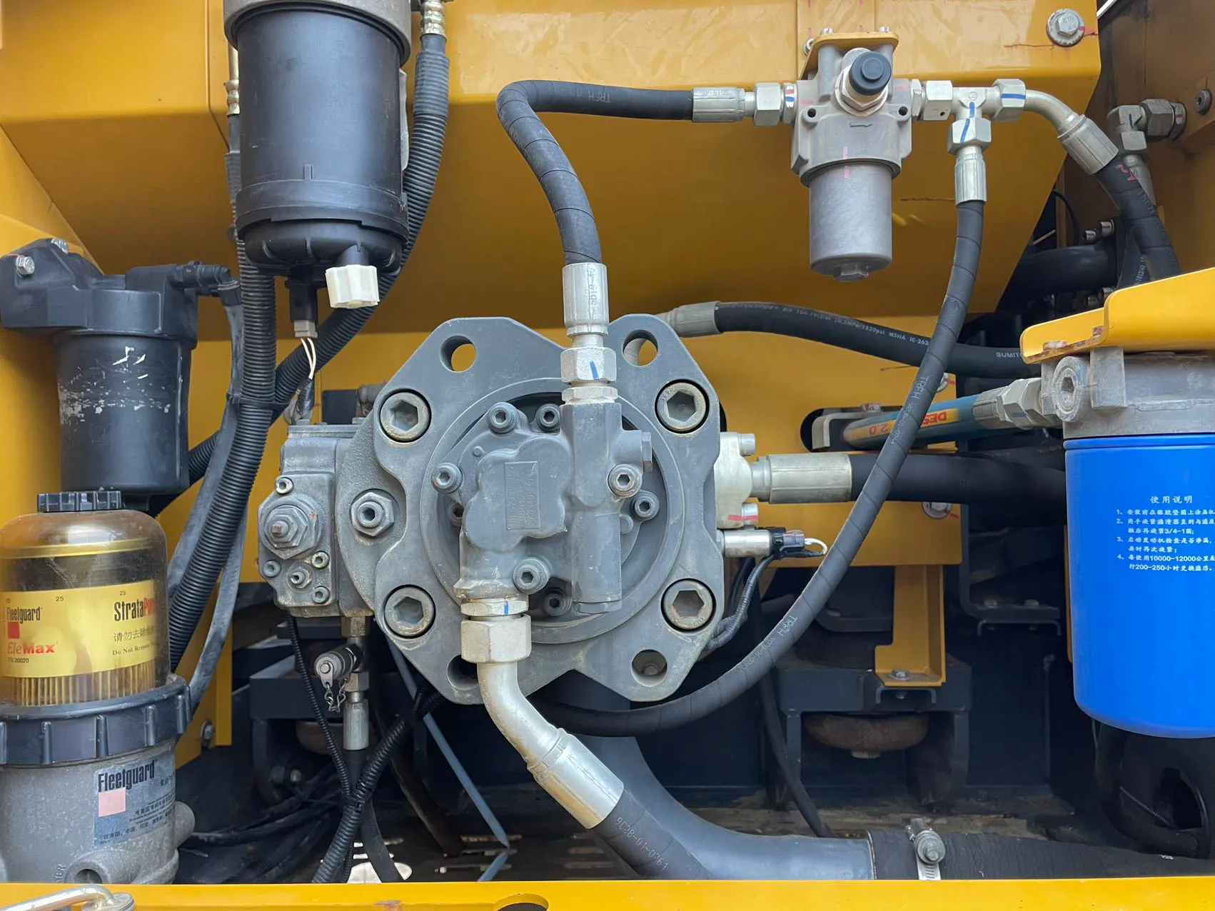2020 used XCMG 270 excavator - view 7