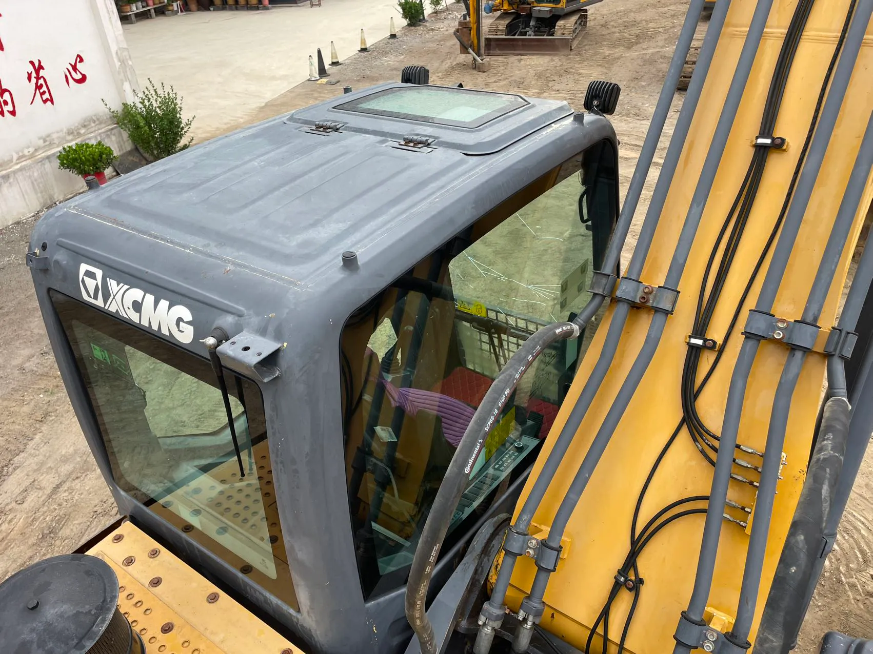 2020 used XCMG 270 excavator - view 11