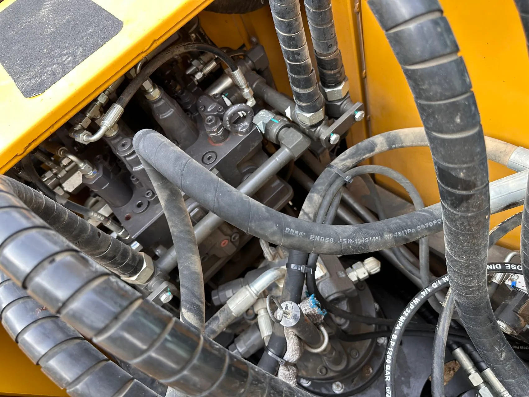 2021 used SDLG 135 excavator - view 10