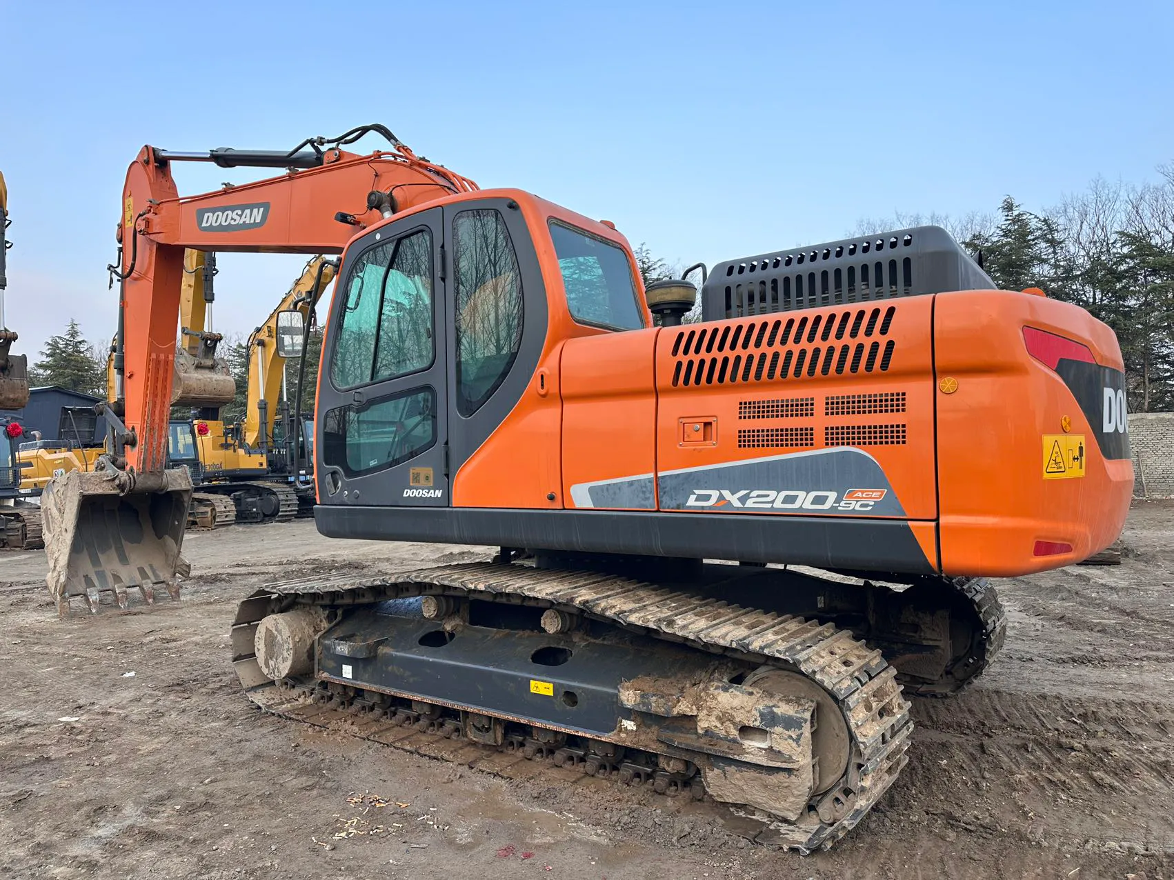 2021 used Doosan 200ACE excavator - view 4