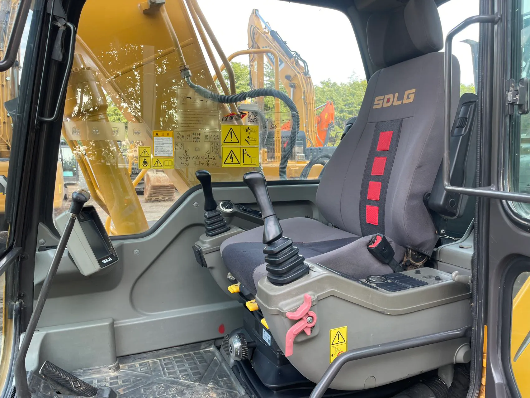 2021 used SDLG 150 excavator - view 15