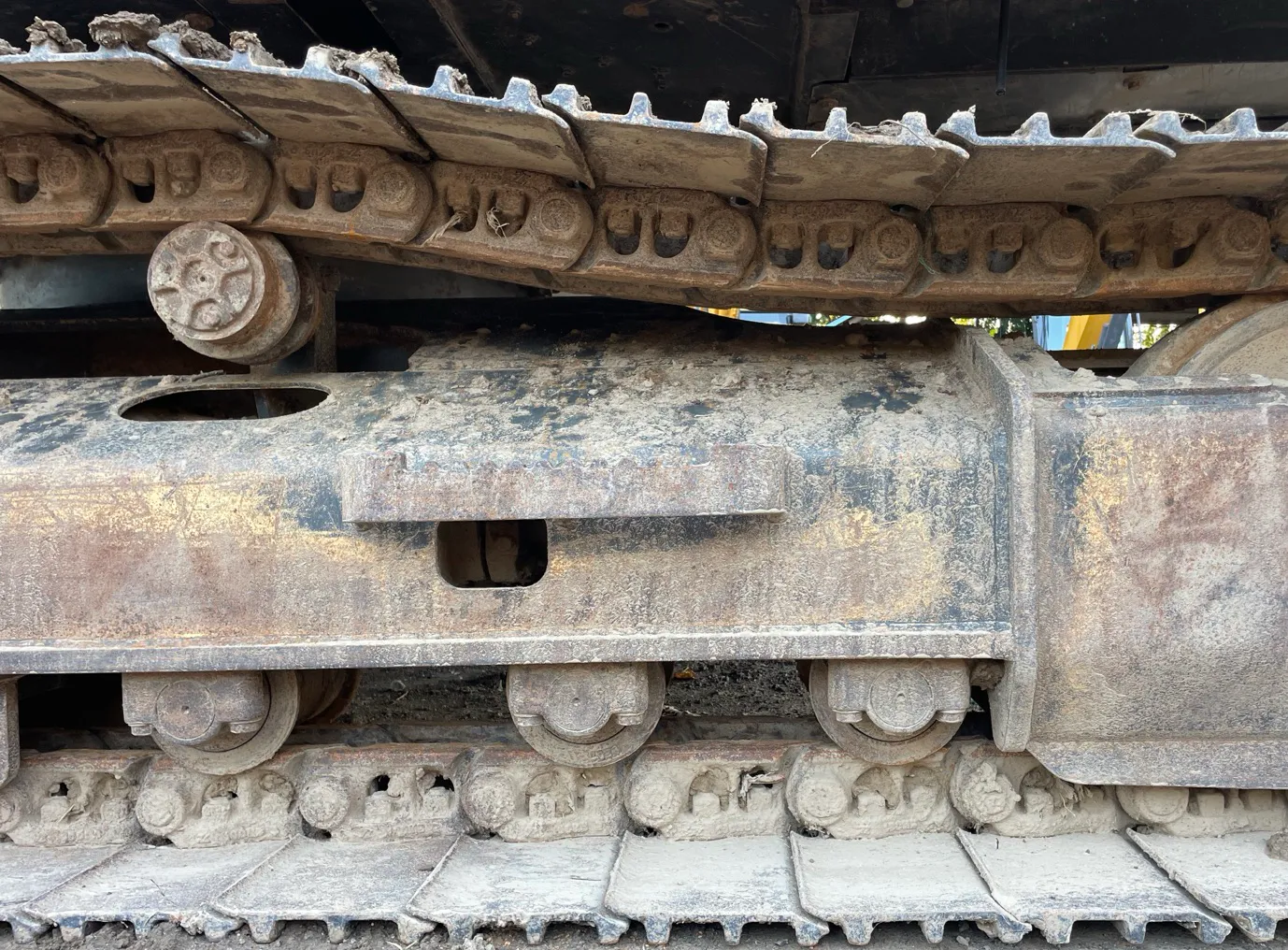 2021 used SDLG 205 excavator - view 6