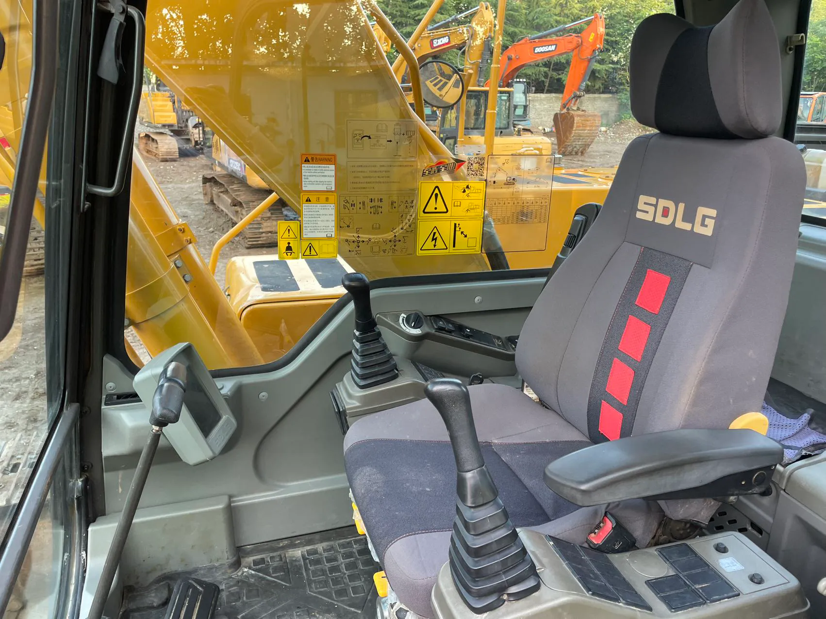 2021 used SDLG 205 excavator - view 14