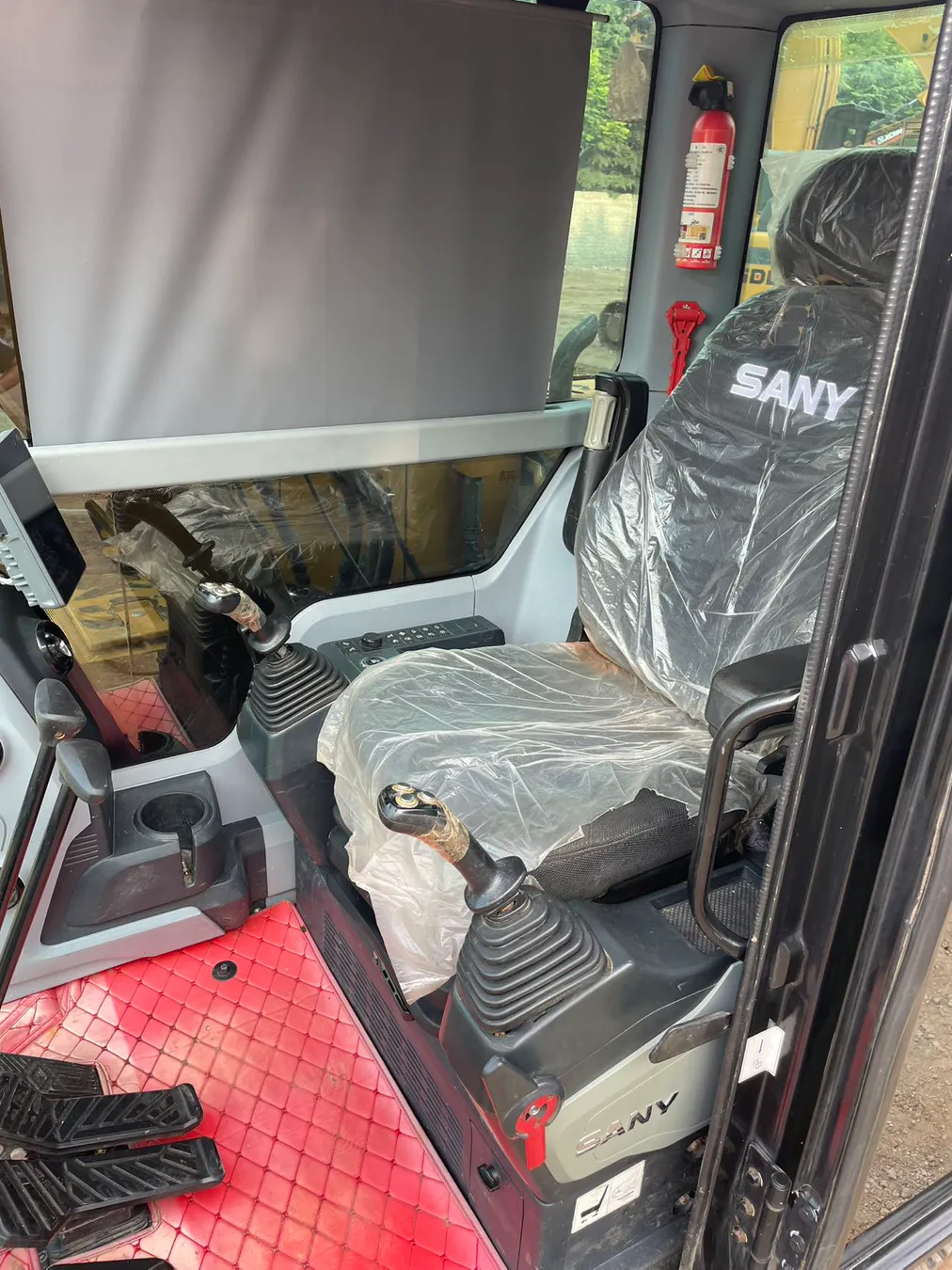 2021 used SANY 75 excavator - view 12