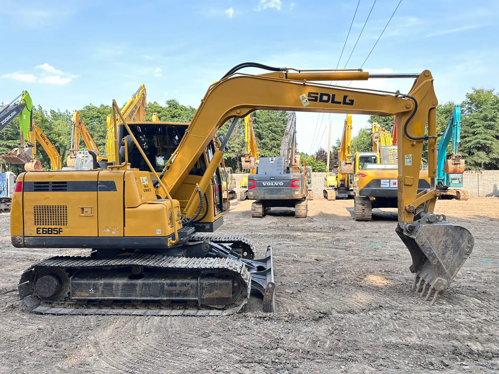 2022 used SDLG 75 excavator - view 5