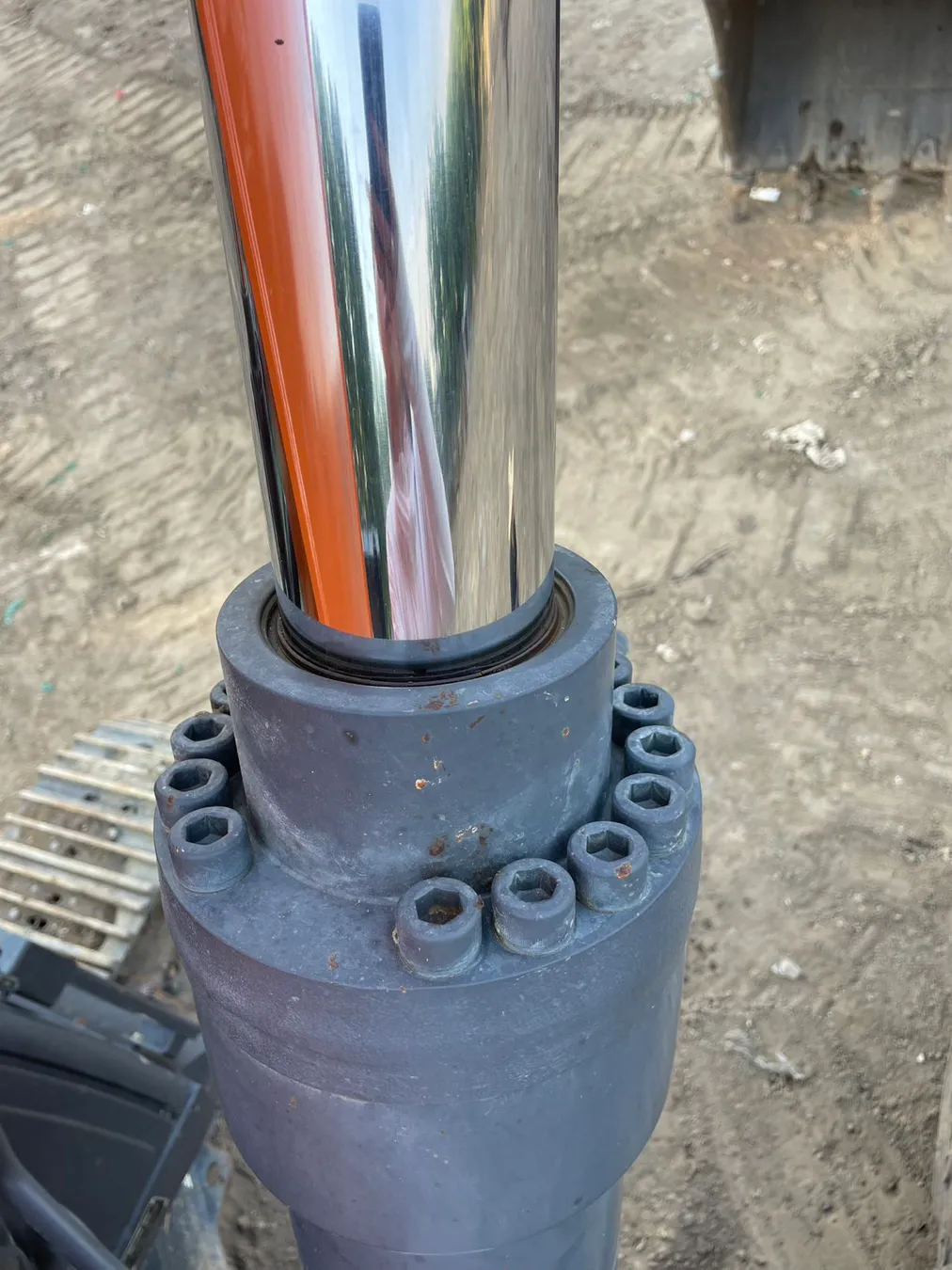 2022 used Doosan 380 excavator - view 12