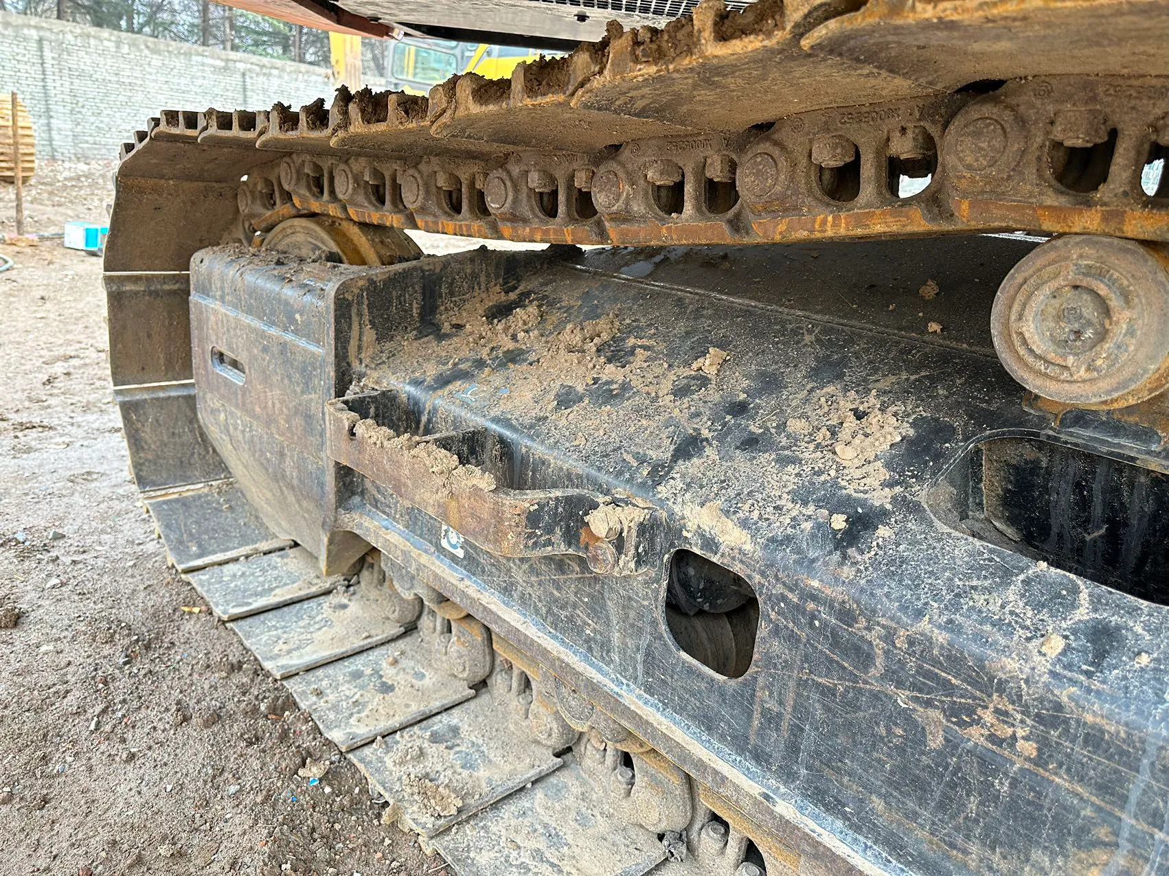 2022 used Hitachi ZX210 excavator - view 9