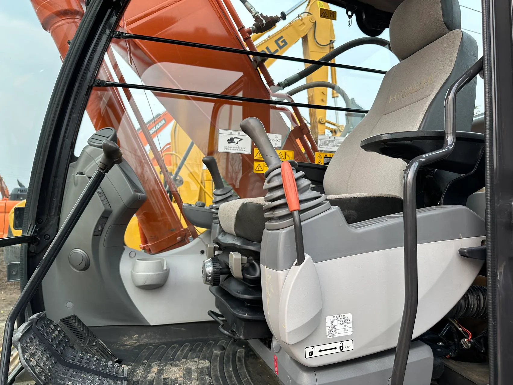 2022 used Hitachi ZX210 excavator - view 19