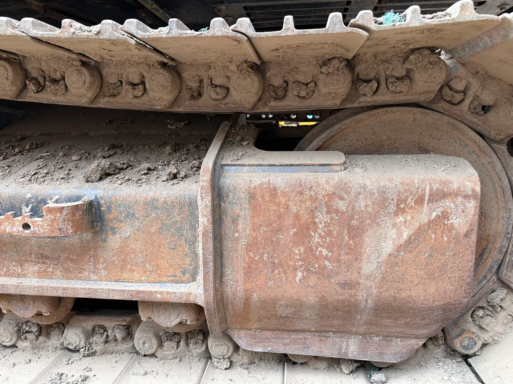 2022 used Volvo EC240 excavator - view 7