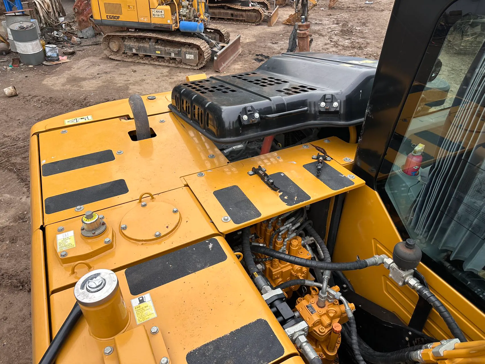 2022 used SANY 155 excavator - view 13