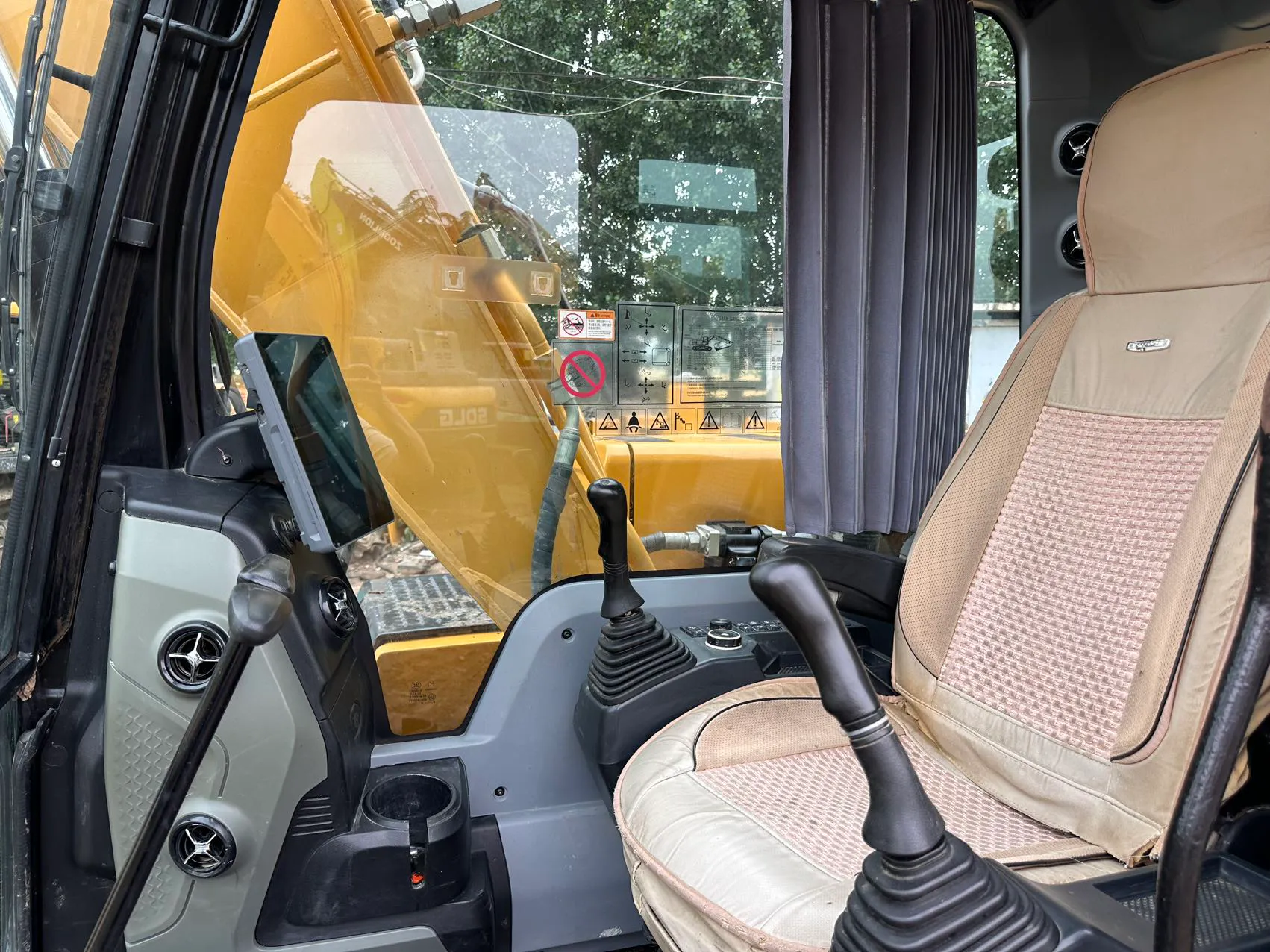 2022 used SANY 155 excavator - view 19