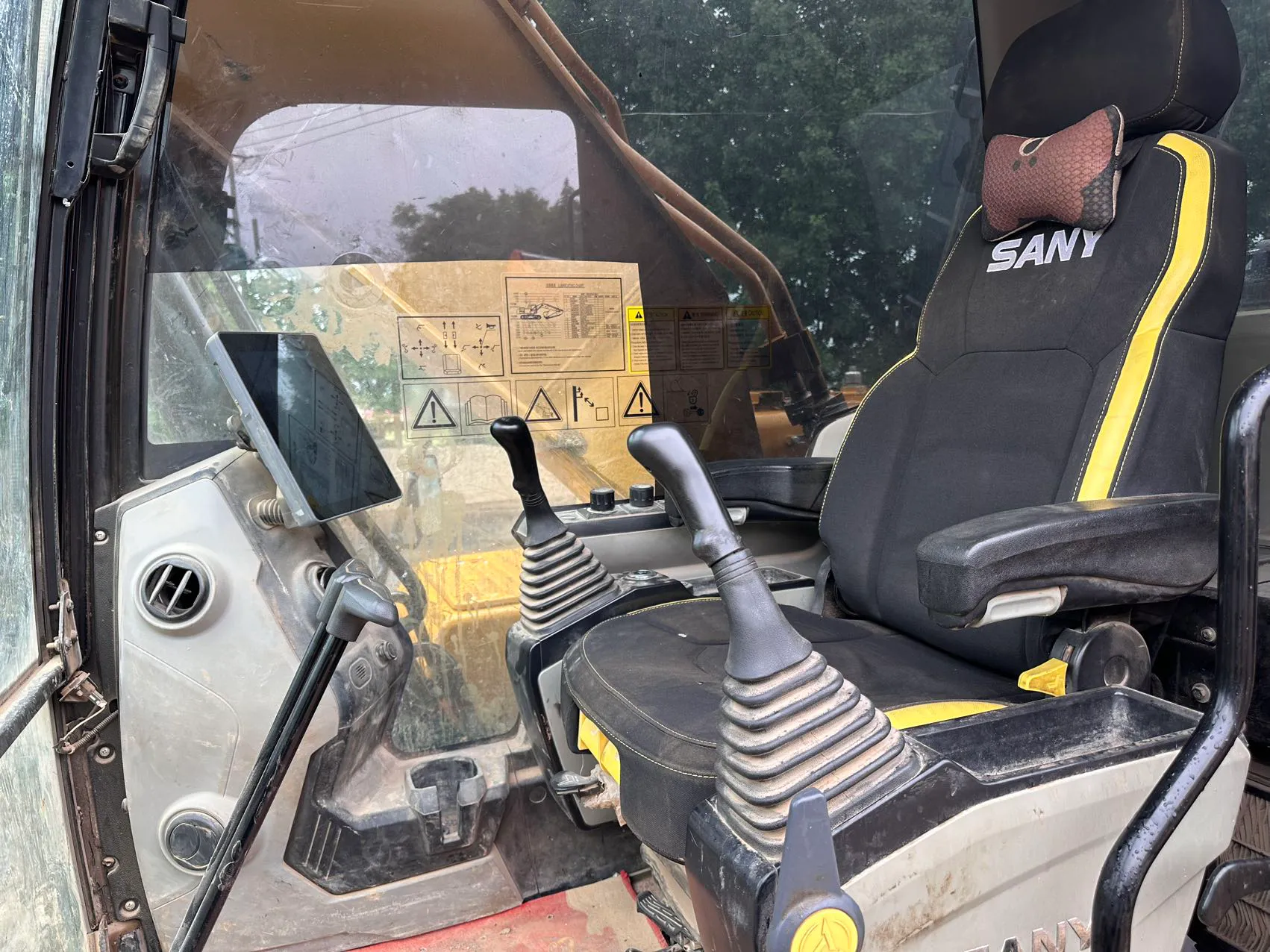 2023 used SANY 205H excavator - view 14