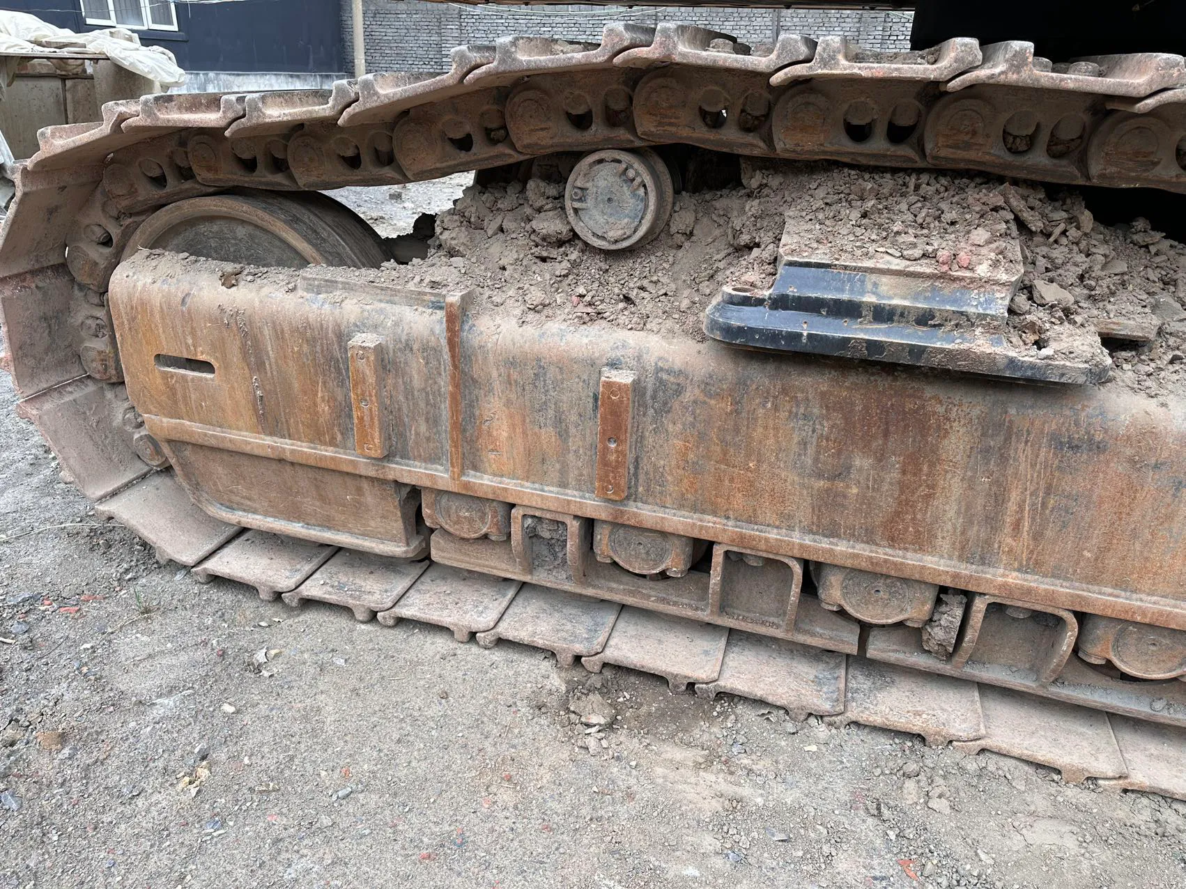 2023 used Caterpillar 374 excavator - view 9