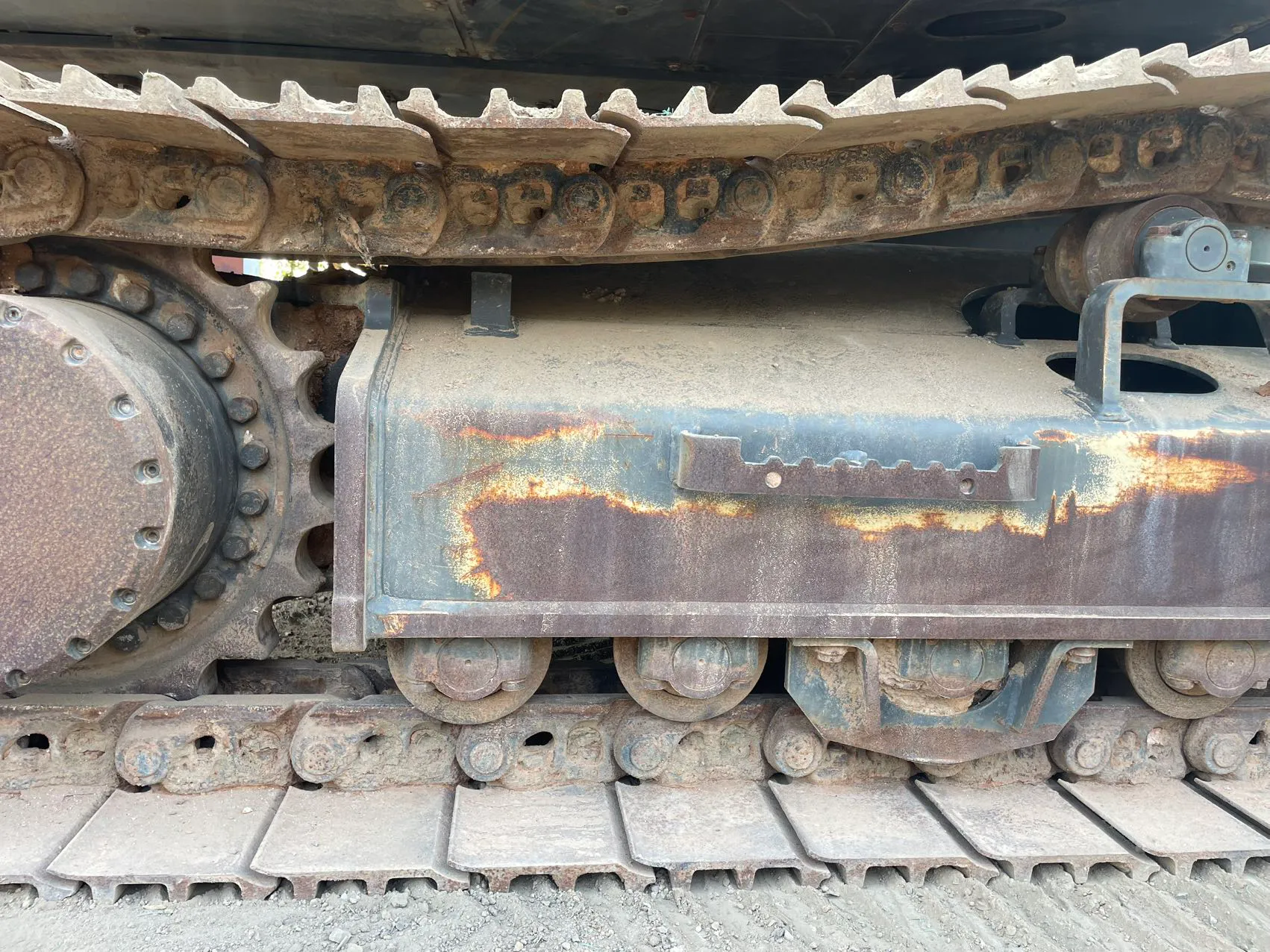 2023 used SDLG 335 excavator - view 3