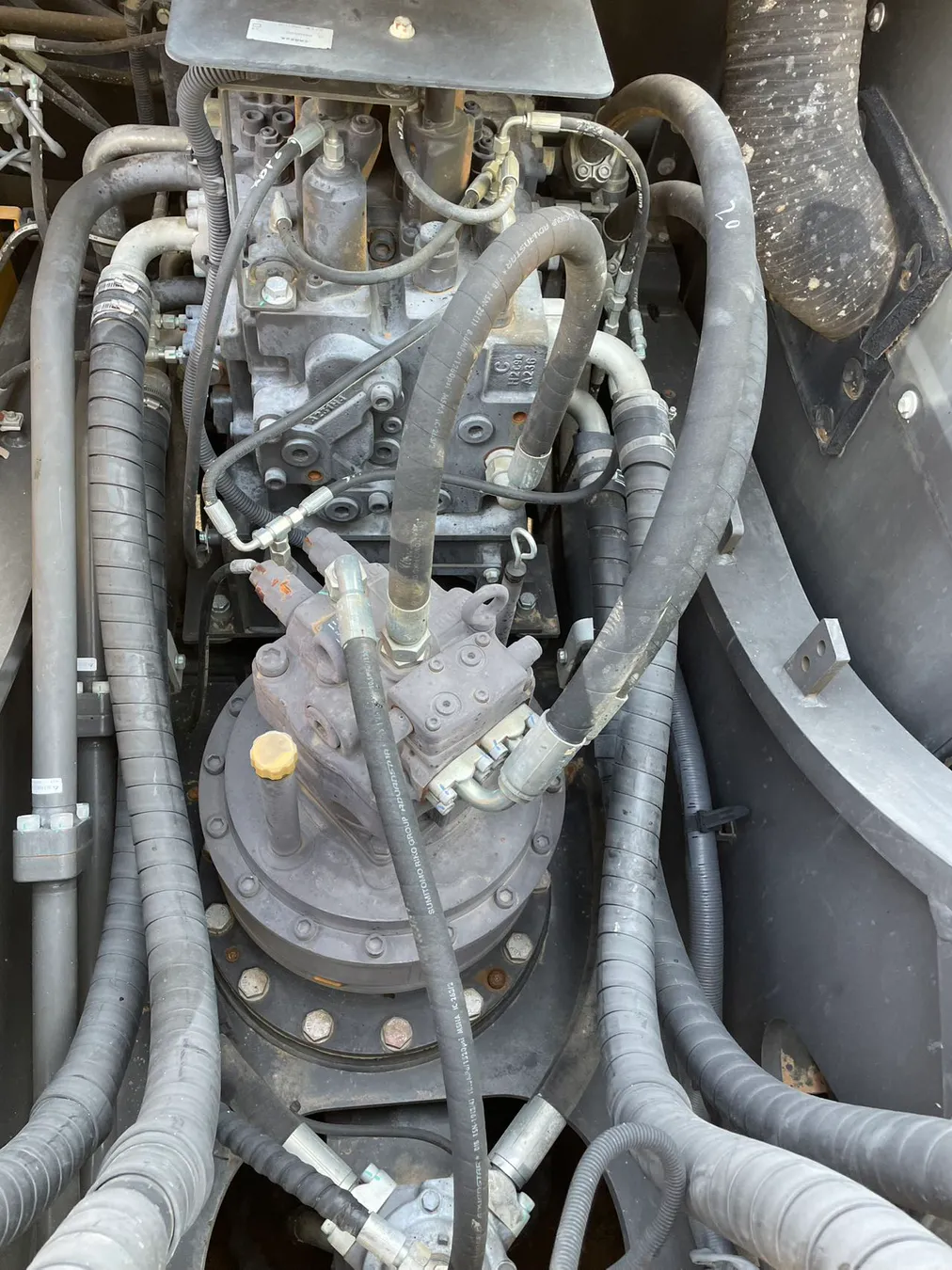 2023 used SDLG 335 excavator - view 7